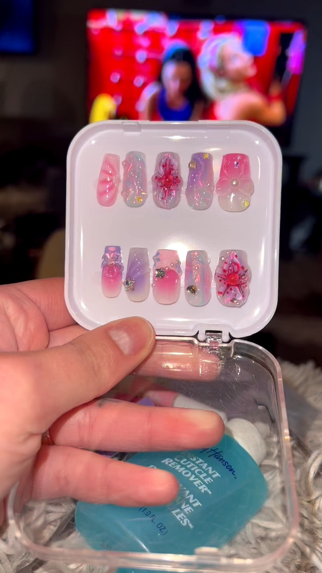 New set of #presson #nails 💅🏻

#LTKStyleTip #LTKBeauty