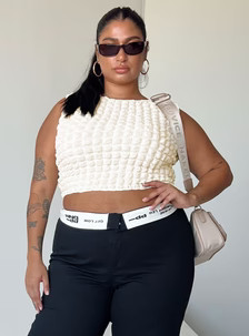 Kendrick Top Cream Curve | Princess Polly US