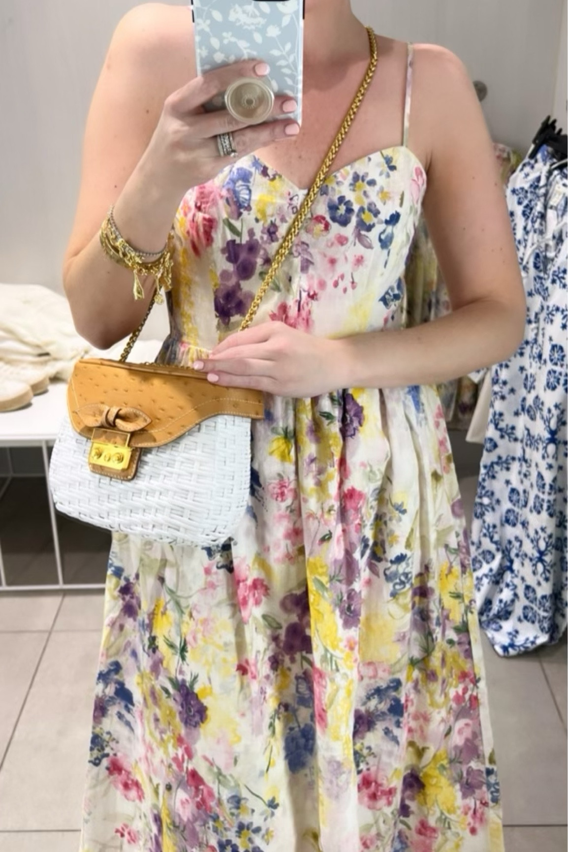 H&M Finds! Love this floral dress! #H&M 