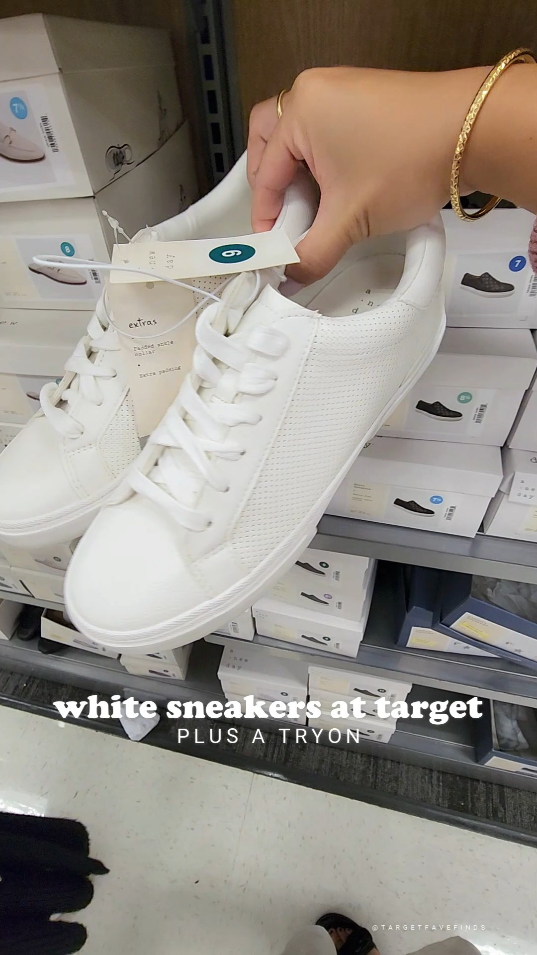 White sneakers, target shoes, target style, target finds, targetfavefinds 

#LTKVideo #LTKStyleTip #LTKShoeCrush