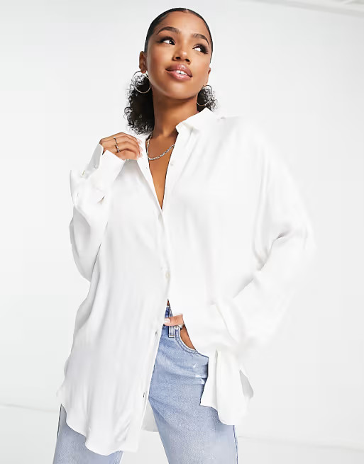 Bershka - Camicia oversize in raso bianca | ASOS (Global)