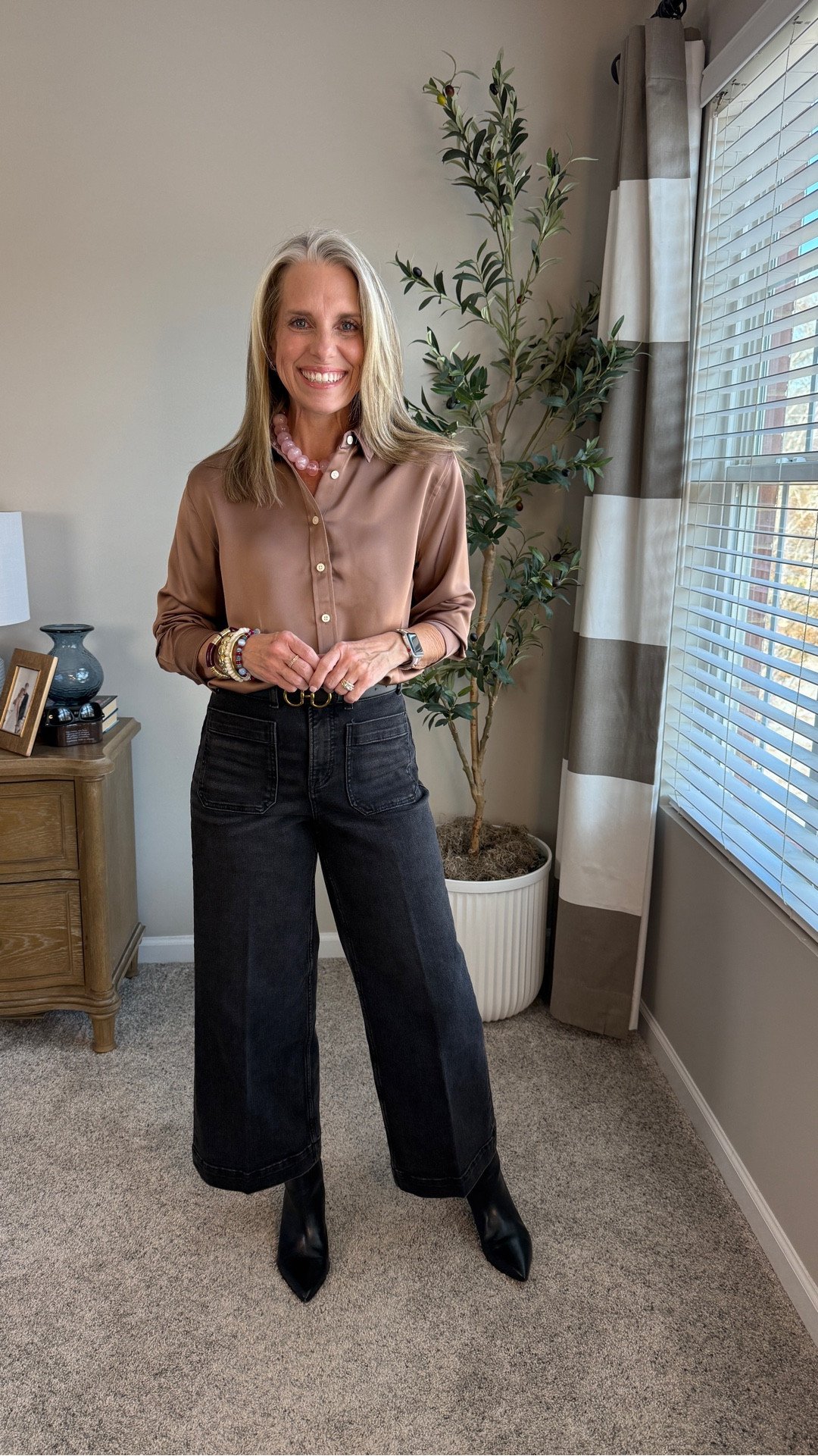 Want to know what makes these jeans different? 

They’re Spanx. Not the pull-on and do the  shimmy Spanx, but button and zipper Spanx! 🙌🏻🙌🏻🙌🏻

I love the new styles and color options. Comment SHOP and I’ll send my favorites along with all these tops also from Spanx. You can use the code LISAXSPANX  for 15% off if you’re a first time customer. 

#Spanx #nashvilleinfluencer #fashionover50 #favoritejeans 

#LTKOver40 #LTKgrwm #LTKdayinmylife