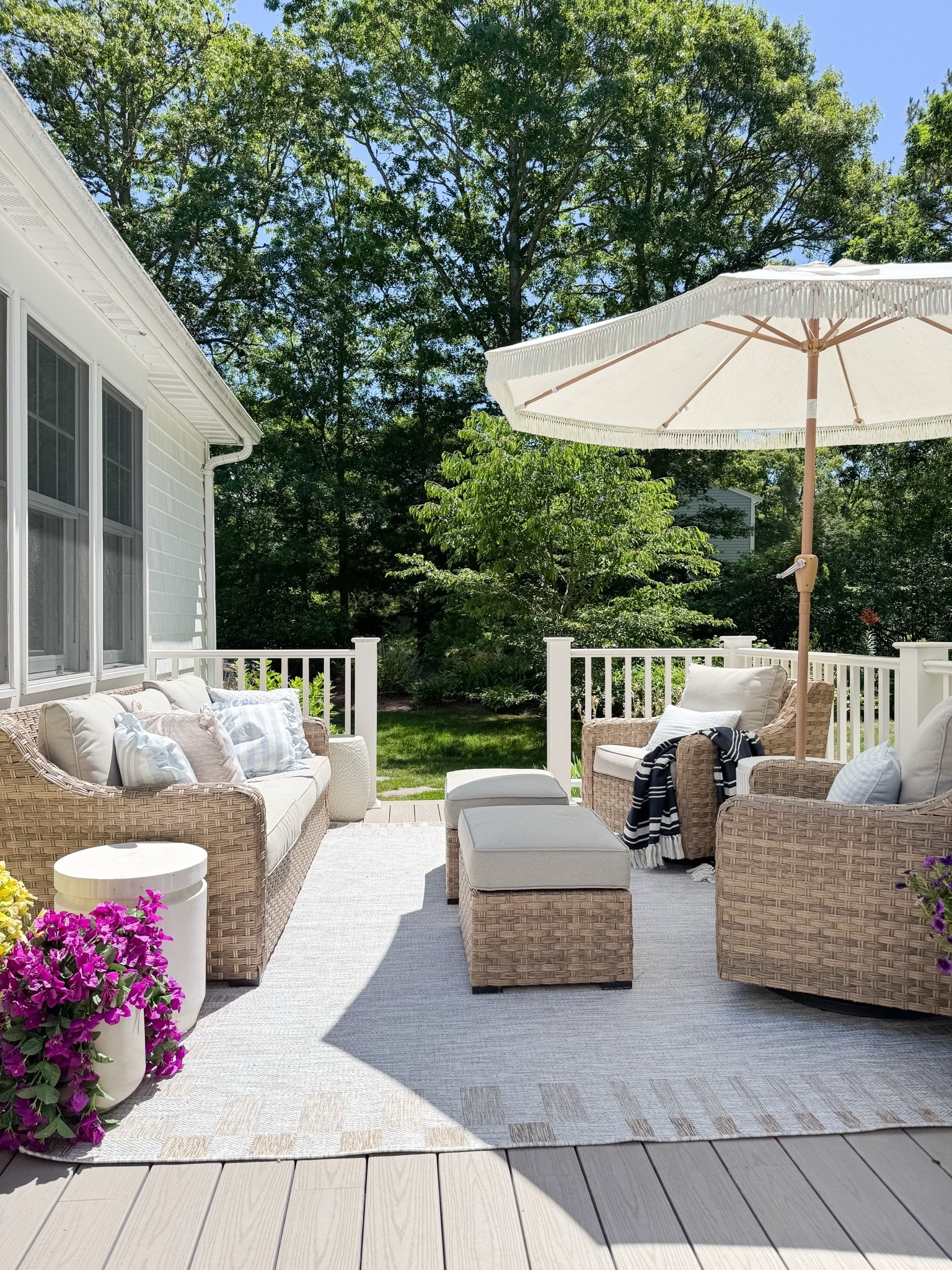 Outdoor Patio Styling 

Home  Home decor  Home favorites  outdoor styling  outdoor patio  patio styling  outdoor decor 
Outdoor furniture  patio furniture  coastal home decor  coastal homey

#LTKHome #LTKSeasonal