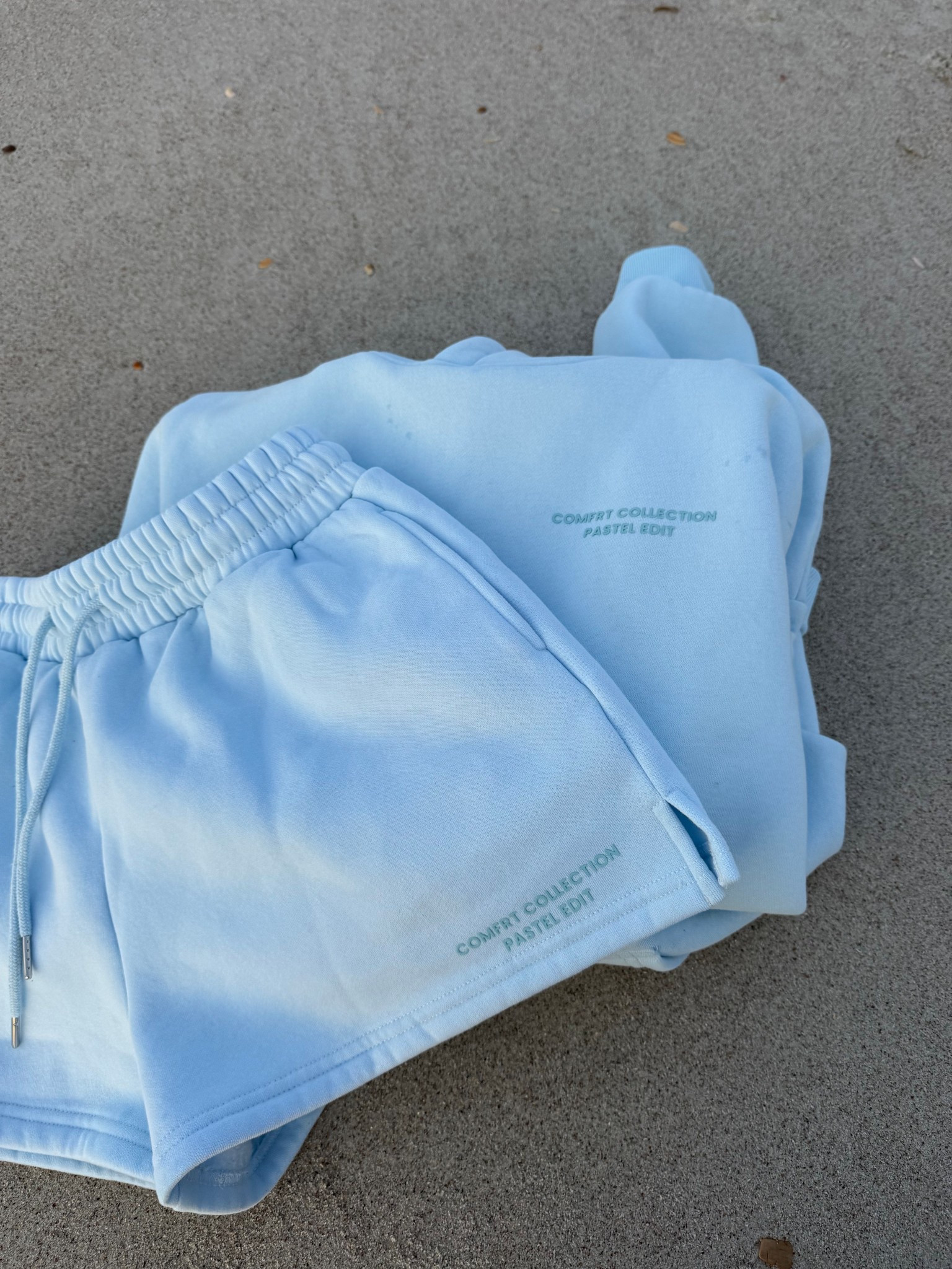 set of the summer #comfrt 🩵

#LTKSummerEdit #LTKSaleAlert #LTKFindsUnder50