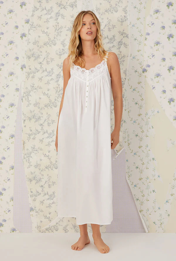 Florentine Lace Ballet Gown | Eileen West