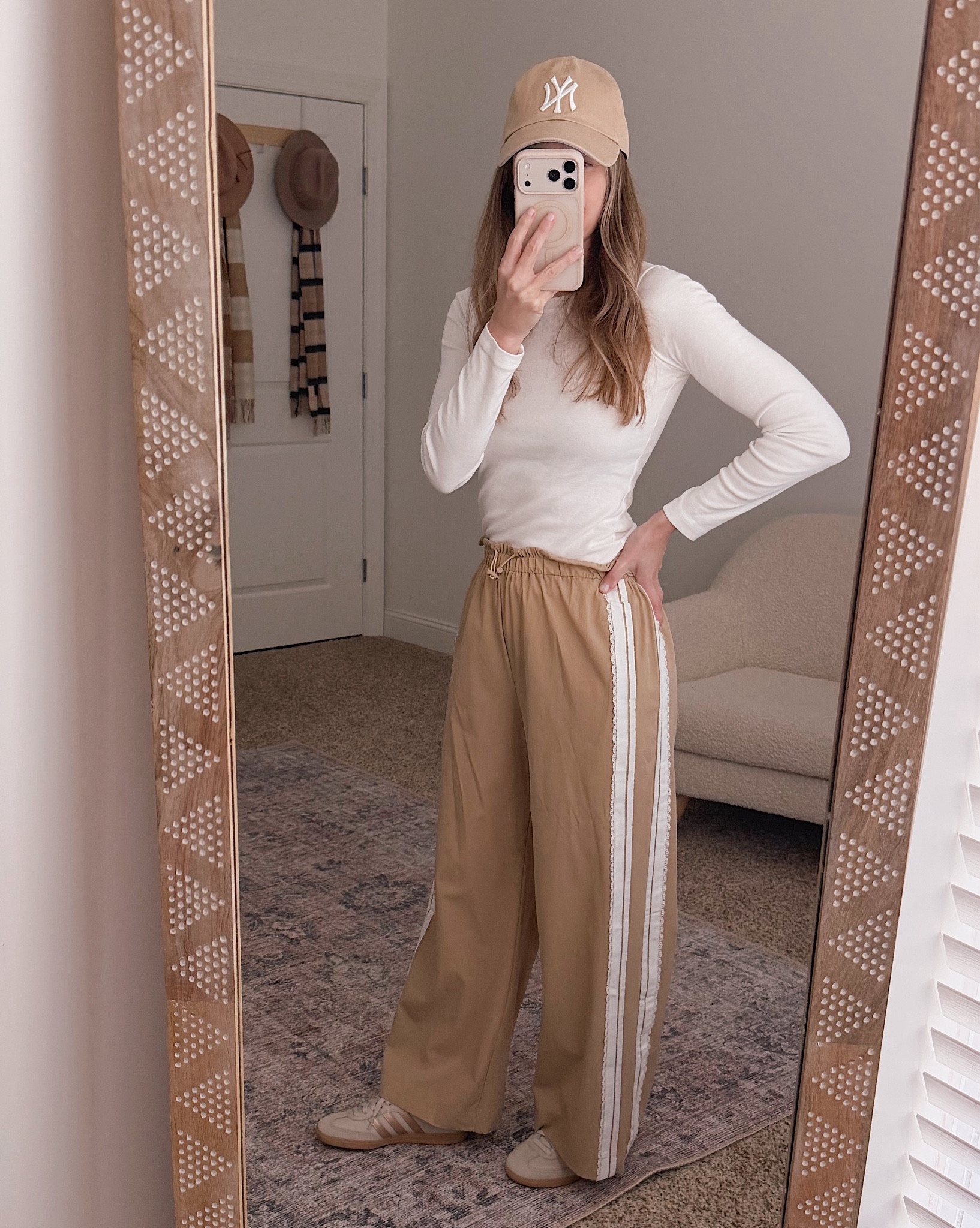 This is one of my favorite off duty looks when I want to be comfortable but still feel pulled together. 

spring casual outfit, spring athleisure outfit, neutral spring outfit, wide leg pants outfit, everyday spring style, casual weekend outfit, women over 40 style, effortless spring look

#LTKOver40 #LTKActive #LTKmomlife