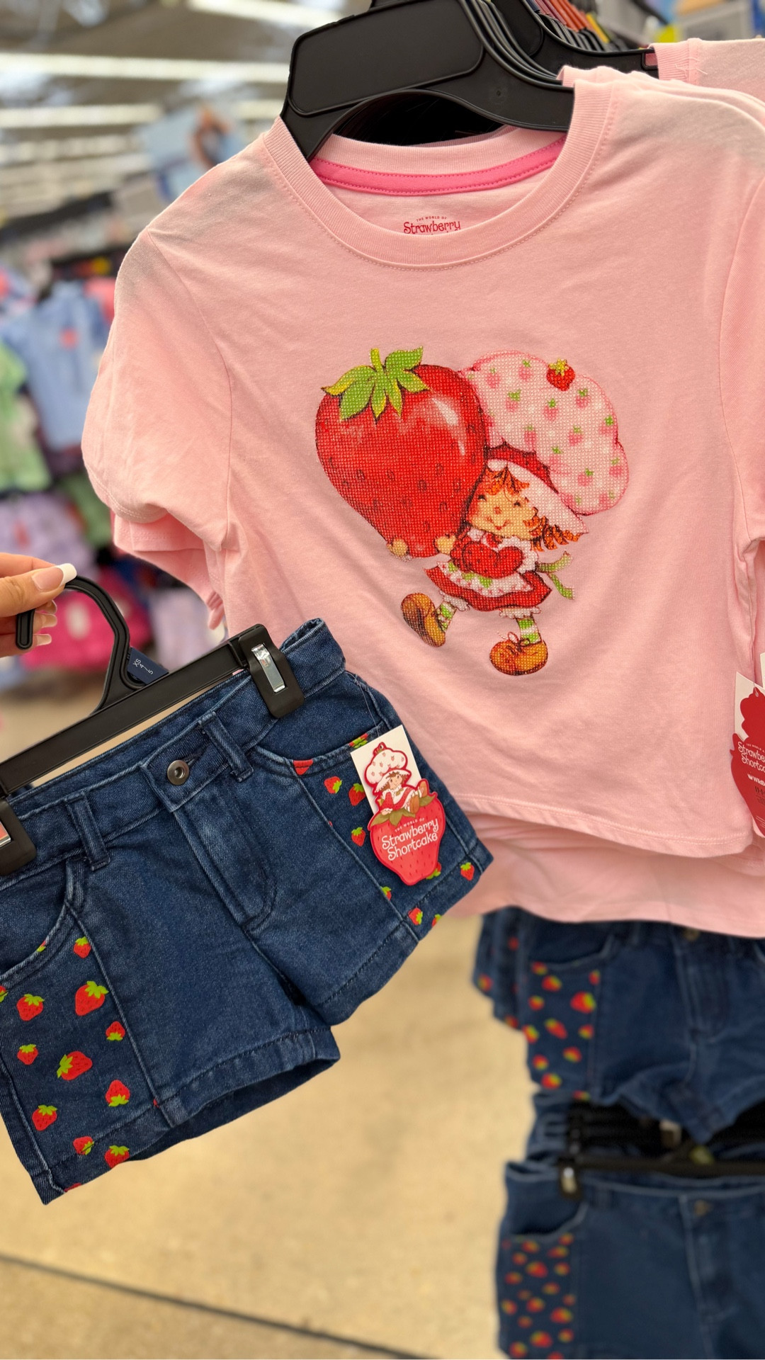 Cutest little graphic tees pared with matching shorts 💘
🍓type CUTE for 🔗✨

(Linking everything here)

#girlsclothing #girlsclothes #walmartkid

#LTKmomlife #LTKBaby #LTKSeasonal