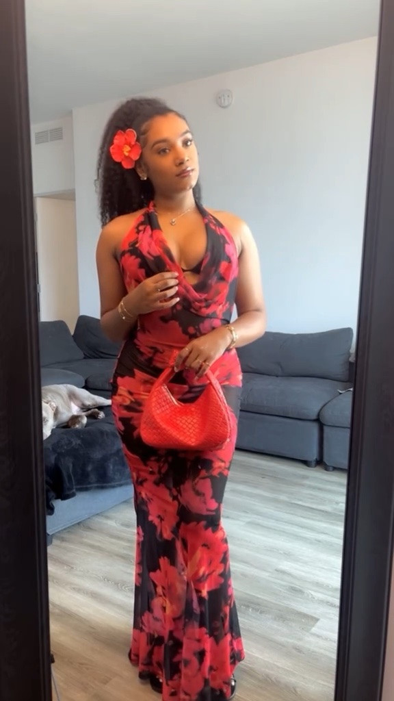 3 summer looks, 3 totally different vibes 🌴✨

Look 1: Black mesh floral cover-up over a black bikini — finished with a red tropical flower clip, red bag, and black sandals for a bold poolside moment 🌺
Look 2: Knit two-piece cover-up set with a green-blue bikini underneath — styled with my Miu Miu Wander bag + slide sandals for an elevated resort look 🤍
Look 3: Electric green tank + olive-tone skirt with a side slit — paired with a shell clutch and gold strappy heels for nights out 🌿✨

Every piece is linked so you can shop each look easily. True to size across the board 🤍

🛍 Tap to shop the full try-on haul & save your favorite outfit.

#LTKSeasonal #LTKTravel #LTKootd