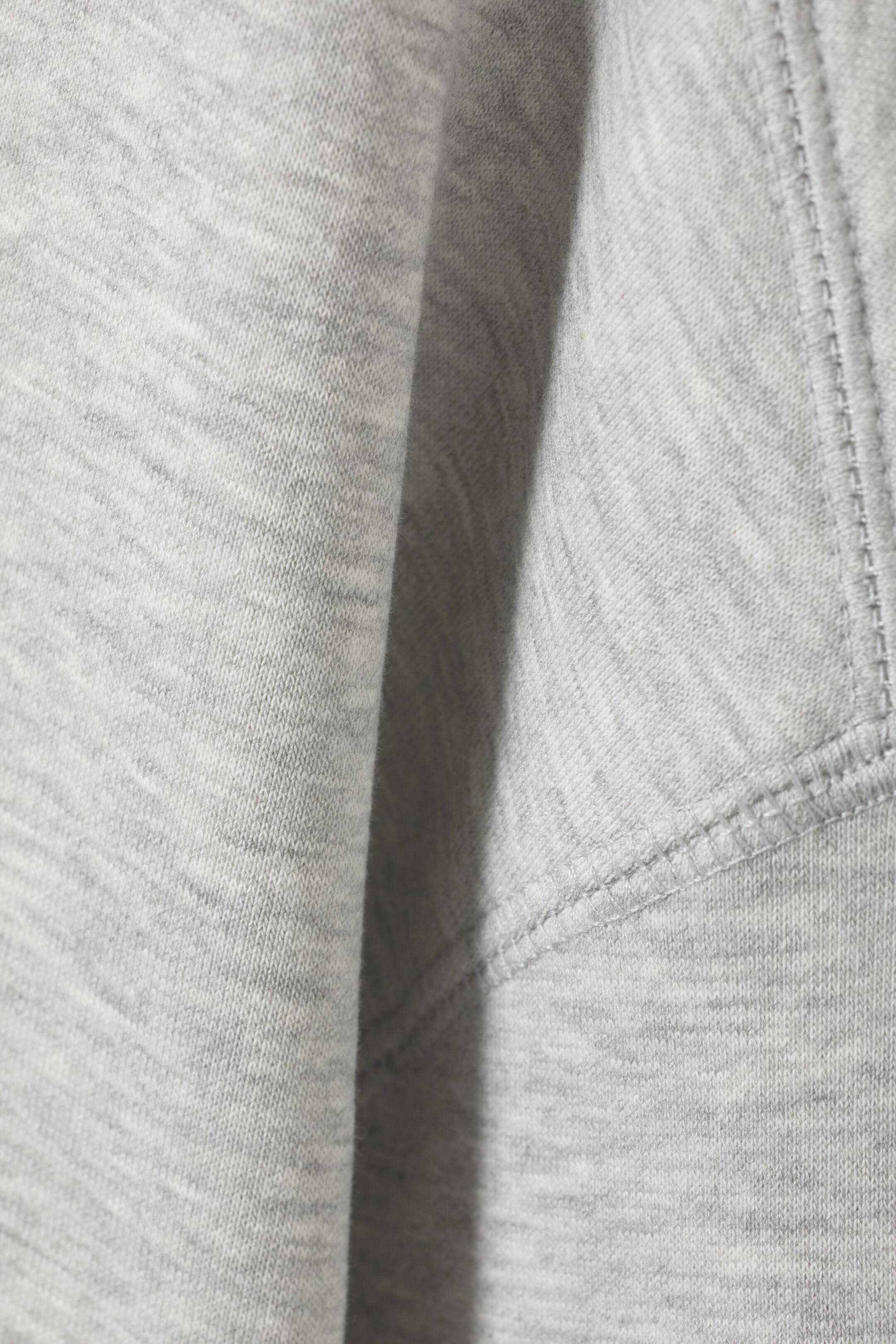 Essence Standard Sweatshirt - Light grey melange - Ladies | H&M GB | H&M (UK, MY, IN, SG, PH, TW, HK)