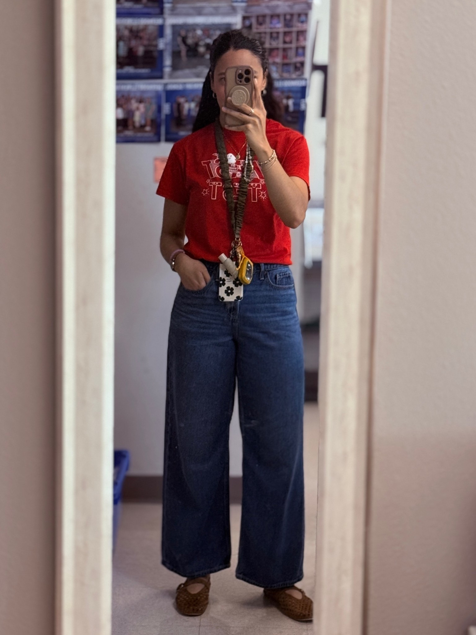 Friday pep rally calls for jeans & a school tee 🤩 these are hands down my favorite jeans— would love to find others with the same fit! 

#OldNavy #teacher #teacherstyle

#LTKootd #LTKSaleAlert #LTKdayinmylife