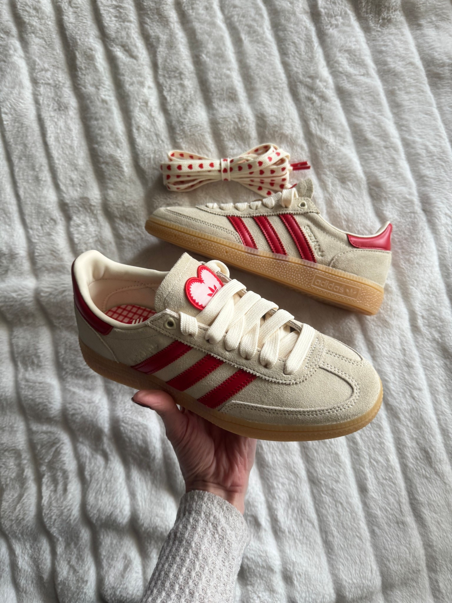 Adidas spezial valentines be sure to size down .5

#LTKActive #LTKSaleAlert #LTKValentine