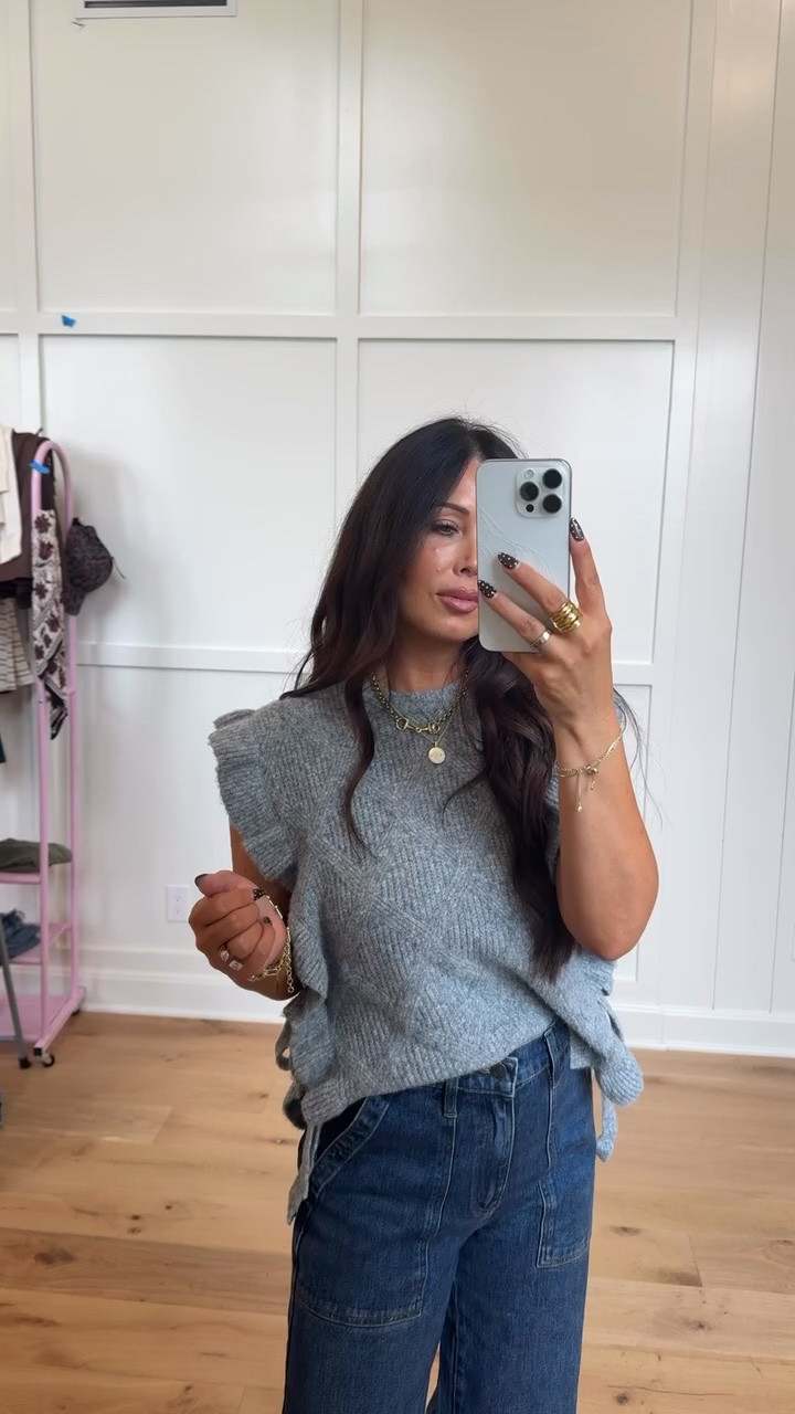 Walmart fall fashion is SO good right now! 🍂🤎 I found so many amazing new fall pieces—from cozy sweaters and cardigans to wide-leg jeans, cargo pants, fall dresses and easy everyday basics. These Walmart fall outfits are perfect for work, weekends, date nights, family pictures and everything in between. I linked all of my favorite affordable fall fashion finds in my Walmart Storefront!
#WalmartFashion #WalmartFinds #WalmartStyle #LTKFall #LTKFashion #FallFashion #FallOutfits #AffordableFashion #FallWardrobe #FallStyle #WalmartHaul #FallOutfitIdeas #SweaterWeather #WideLegJeans #FallDresses