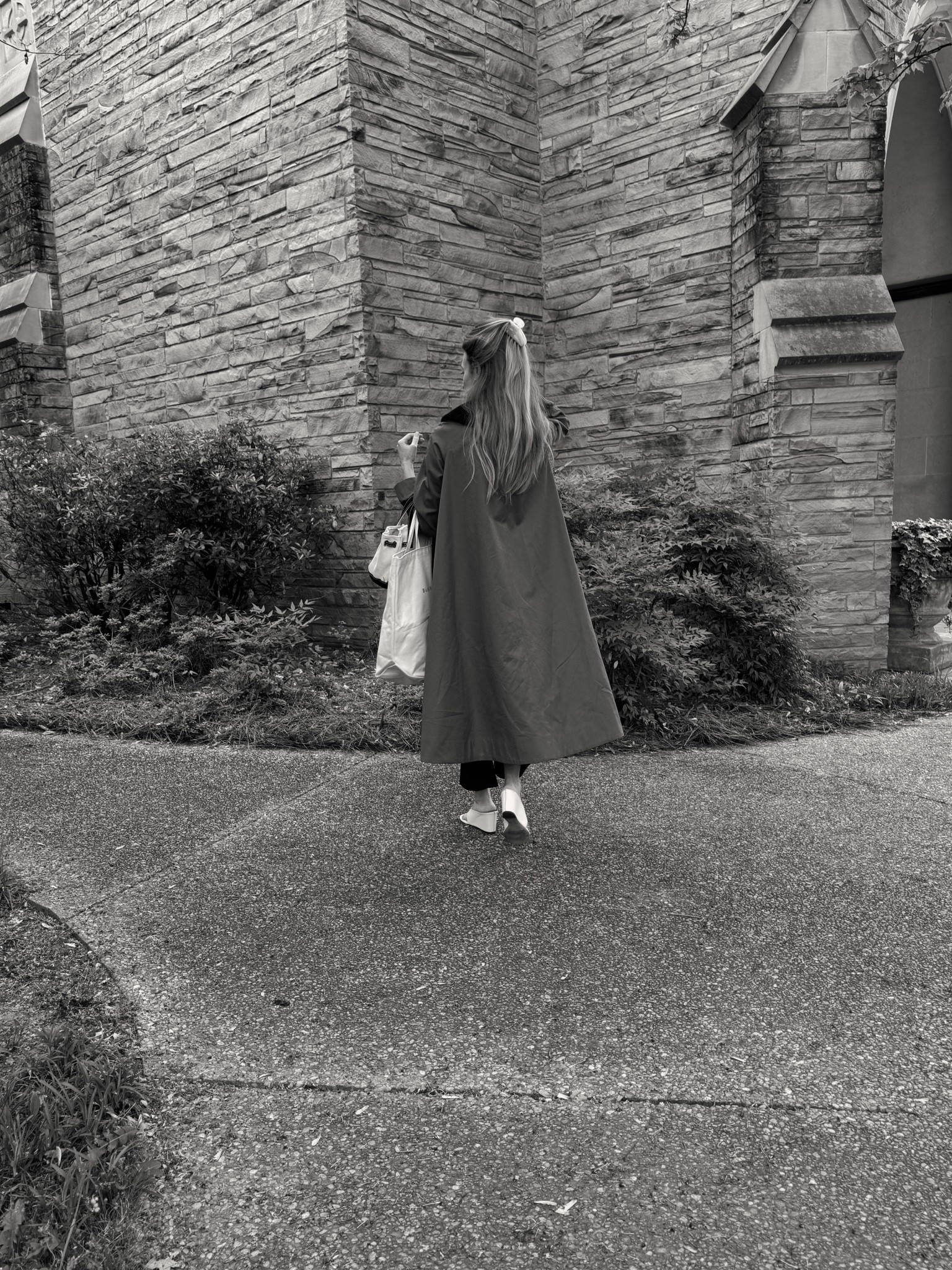 Perfect spring trench. Farmers market outfit. 

#LTKootd #LTKdayinmylife