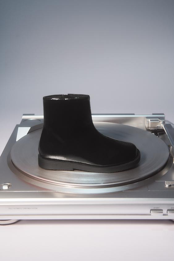FAUX-PATENT-FINISH BOOTS | Zara UK