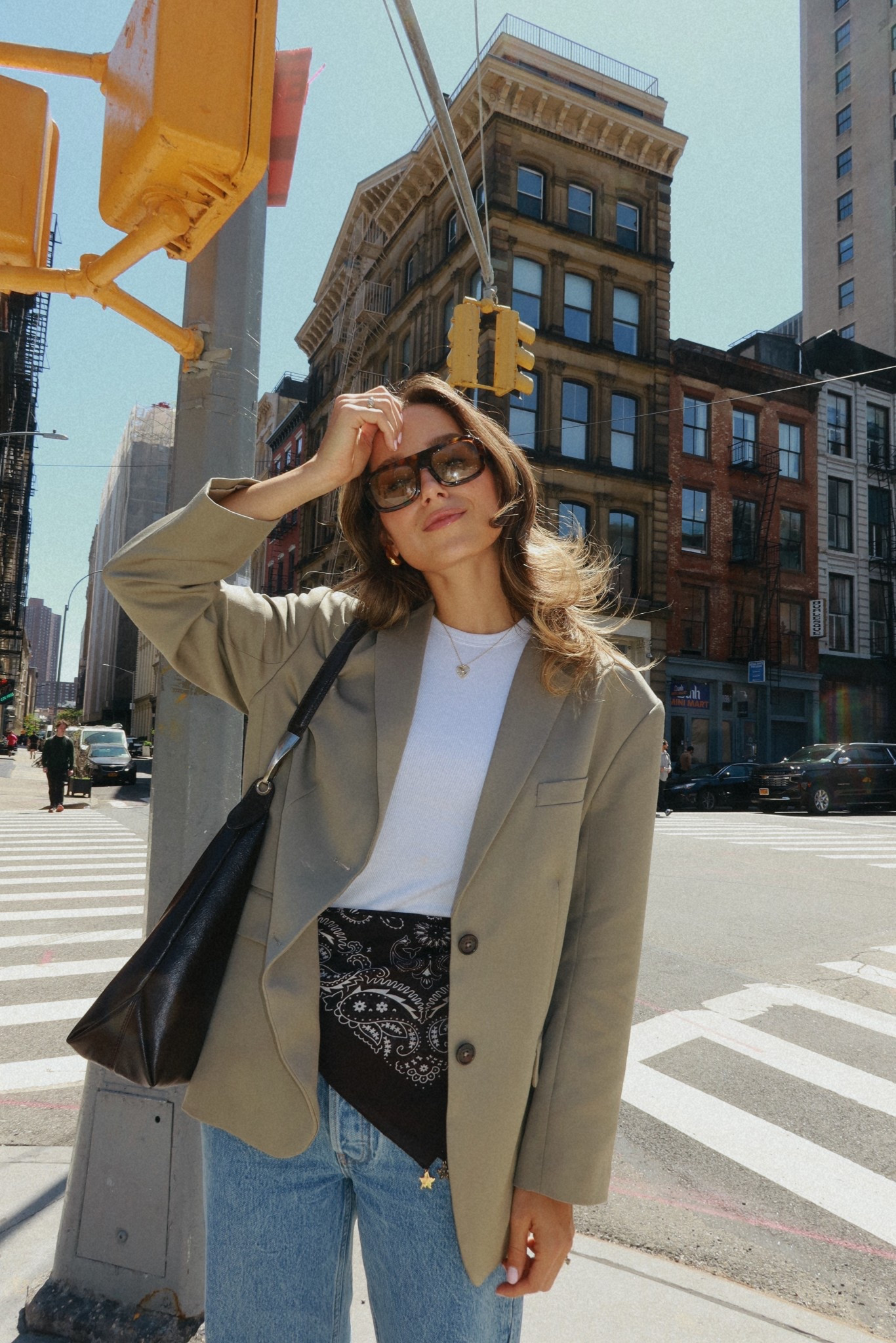 A good basic look with a touch of accessorizing.✨

#LTKHome #LTKStyleTip #LTKU