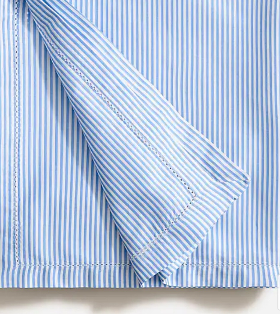 25% OFF FULL PRICE WITH CODE GOSHOP
JCrew Tablecloth 💙💙🤍

#LTKsalealert #LTKunder100 #LTKhome