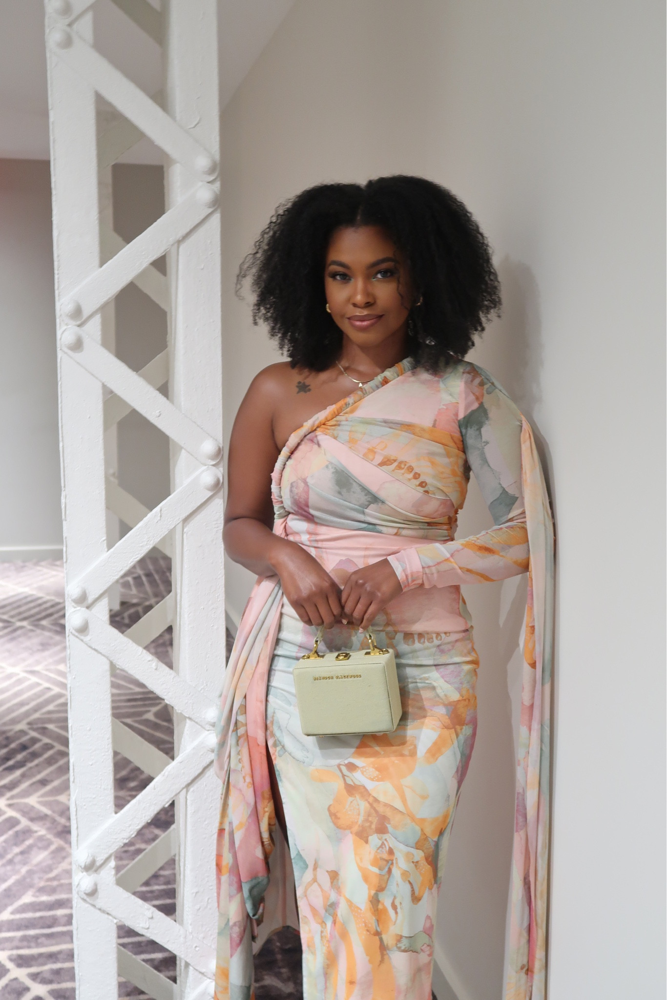 I had on this whole look for such a really nice dinner last Friday but the monsoon in New Orleans wouldn’t let me be great. But I’m linking it here because this dress will definitely be seen again. I’m wearing a medium.  


#LTKMidsize #LTKBeauty #LTKStyleTip