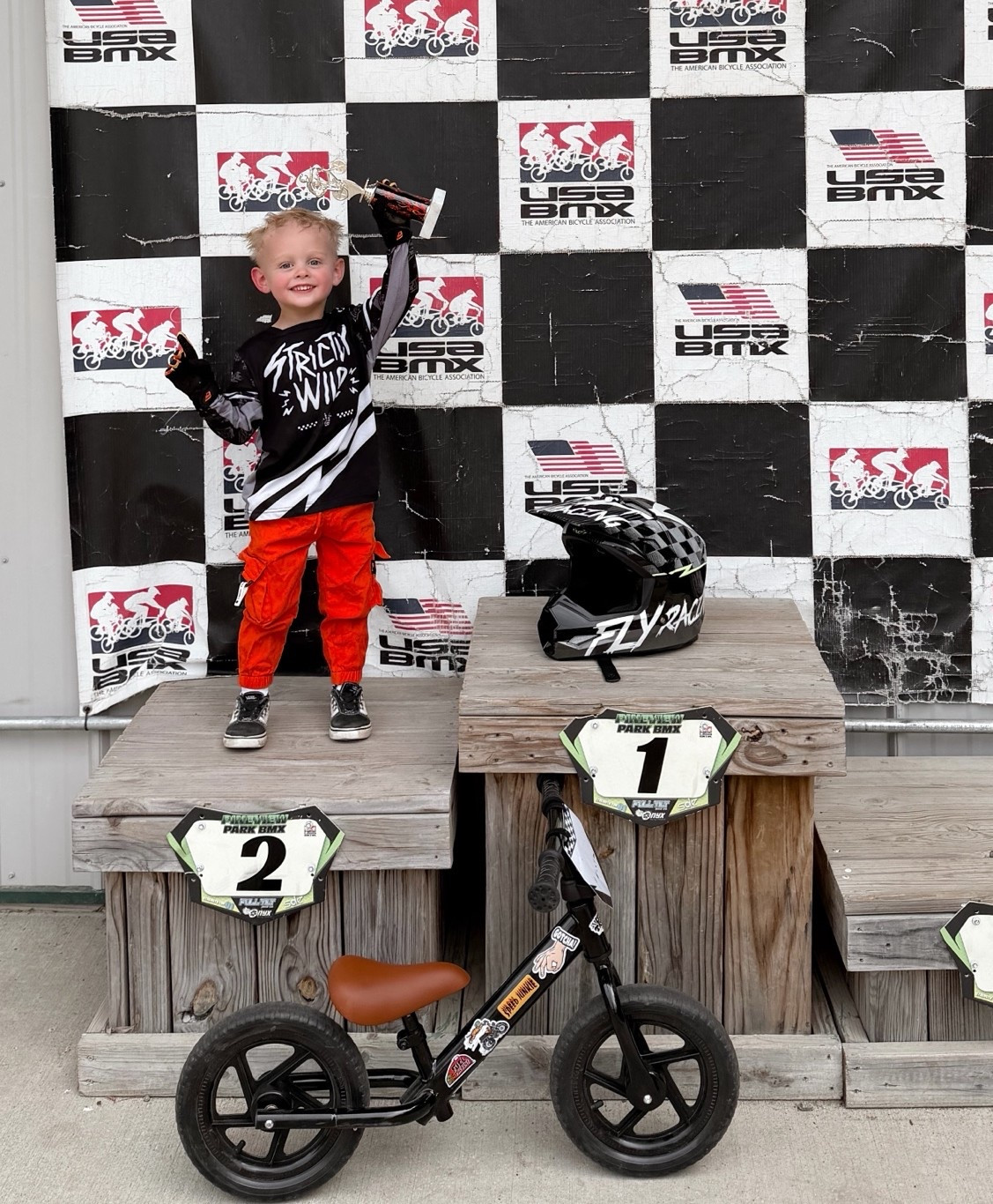First race outfit inspo🤘🏻🏁

#LTKootd #LTKmomlife #LTKKids
