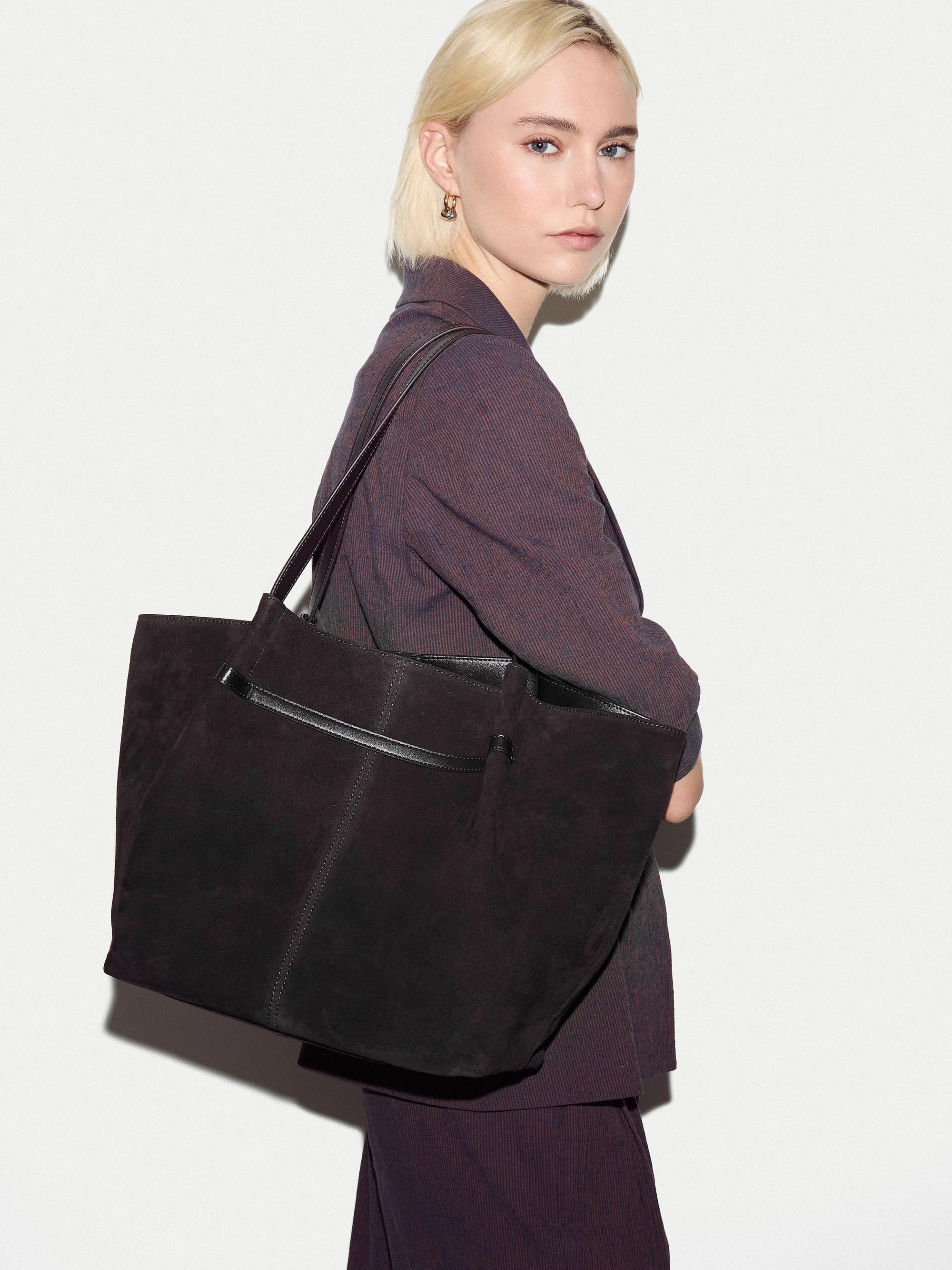 Shopper Suede Tote Bag | Navy | Jigsaw (UK)