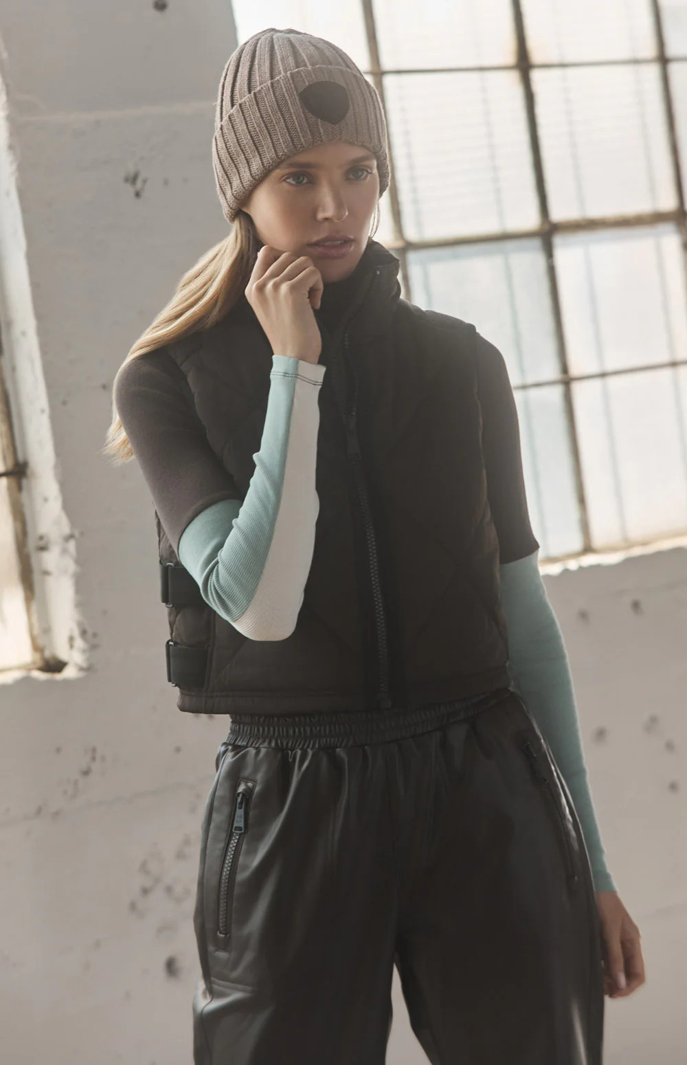 La Vitesse II Cropped Vest | Coffee | Alp N Rock