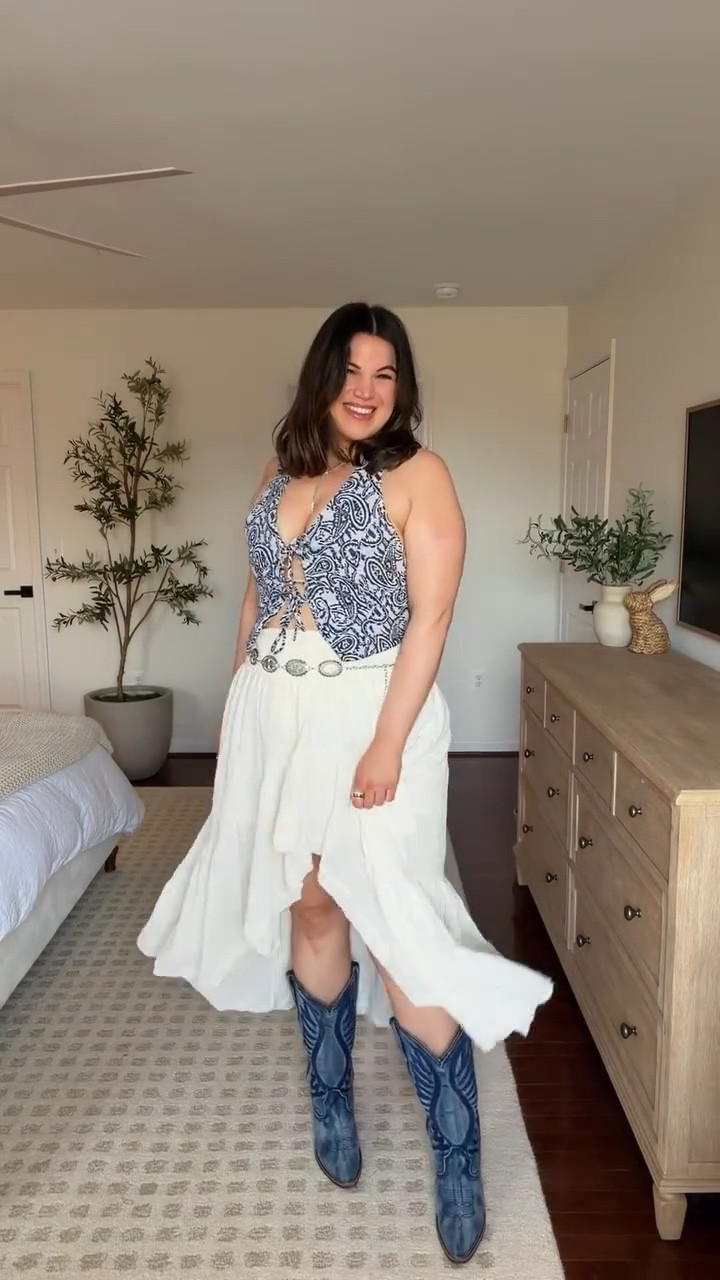 Midsize spring outfit idea for a country concert or festival!



#LTKFestival #LTKMidsize #LTKootd