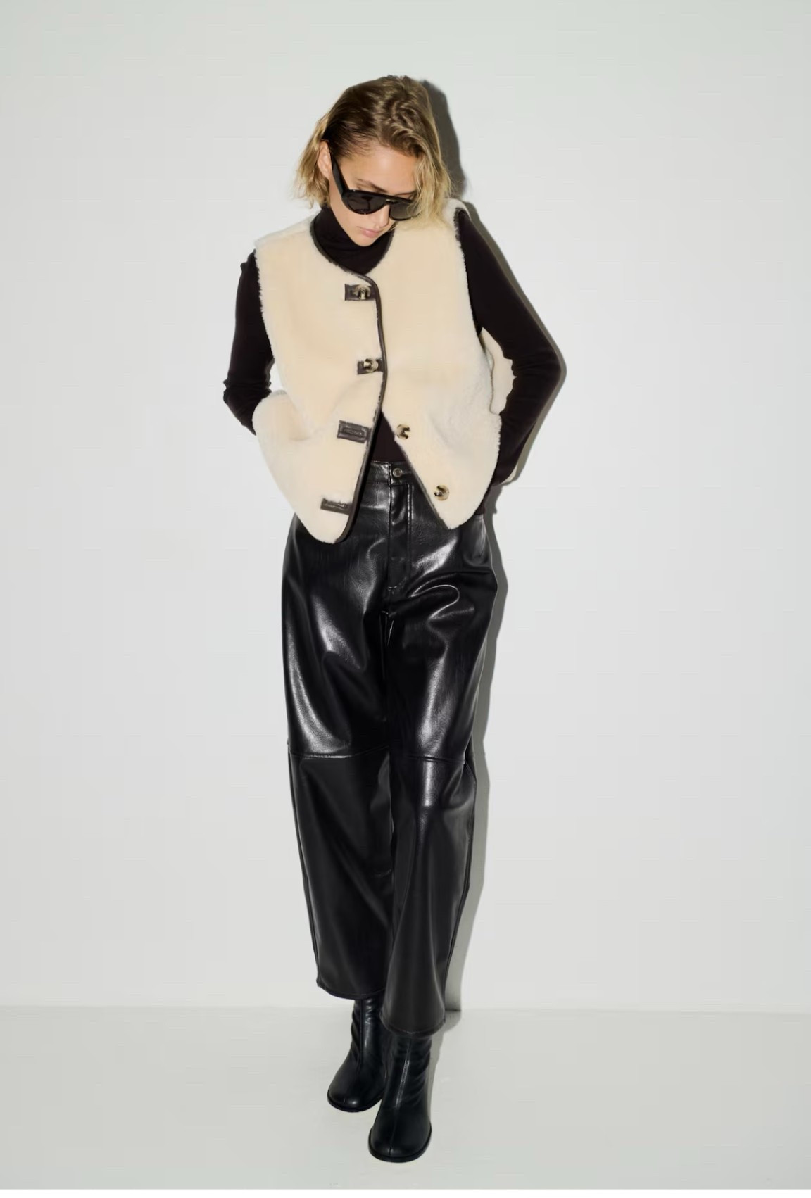 Yes to the vest!! 
Code 0670 for 20% off

#LTKSeasonal #LTKSaleAlert #LTKCyberWeek