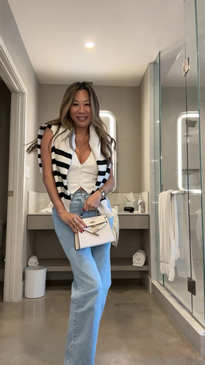 Abercrombie 90s denim 25% off with code AFLTK, revolve white vest, Amazon accessories. Size 26 jeans tts, spring outfit 

#LTKSpringSale #LTKStyleTip #LTKFindsUnder100