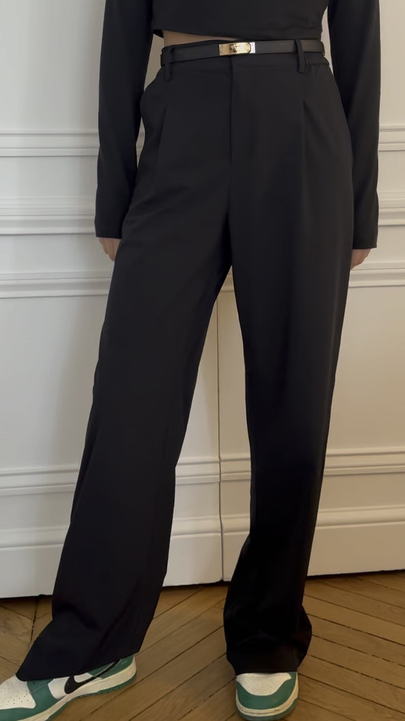 This pants !!! 🫠🫠😍😍
I’m 1:70 and I ordered a size XS

#LTKstyletip #LTKeurope