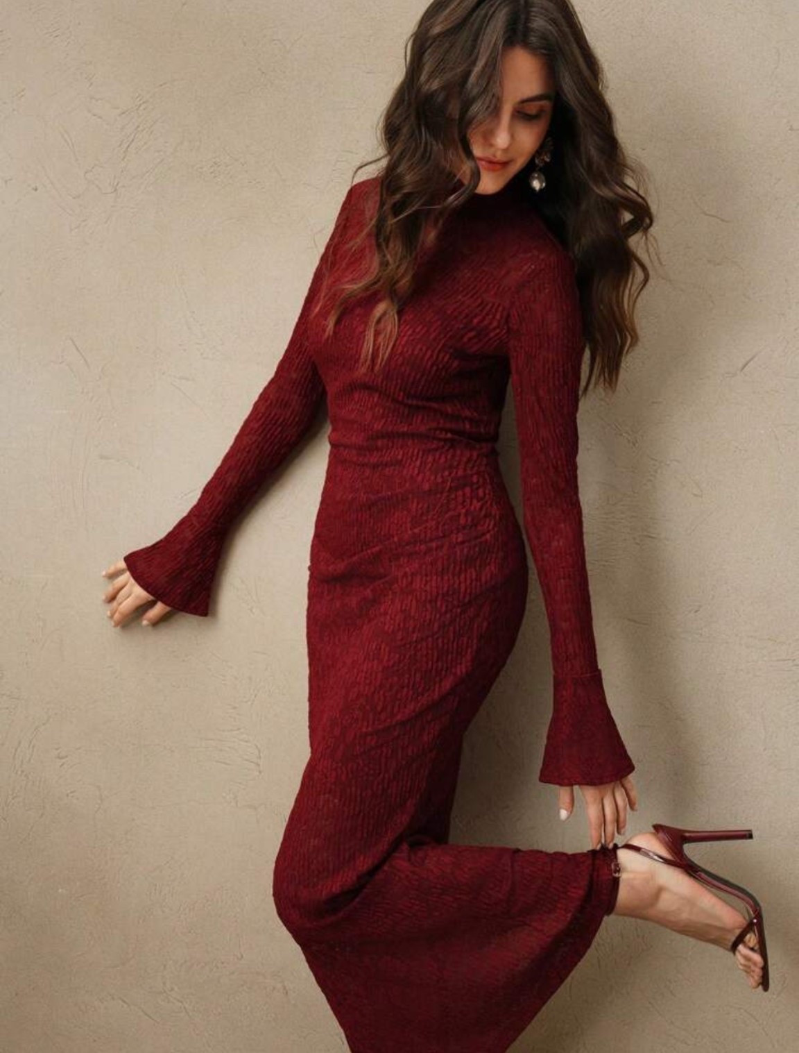Stunning maxi Christmas dress! Perfect for Christmas Day or family photos 
Click below to shop ❤️


Holiday gift guide, gift guide, gifts for her, red dress, Christmas, Christmas outfit, Christmas dress, women’s dresses, thanksgiving, cyber Monday, Black Friday,  SHEIN, maxi dress, maxi skirt, bodycon

#LTKHoliday #LTKGiftGuide #LTKgrwm