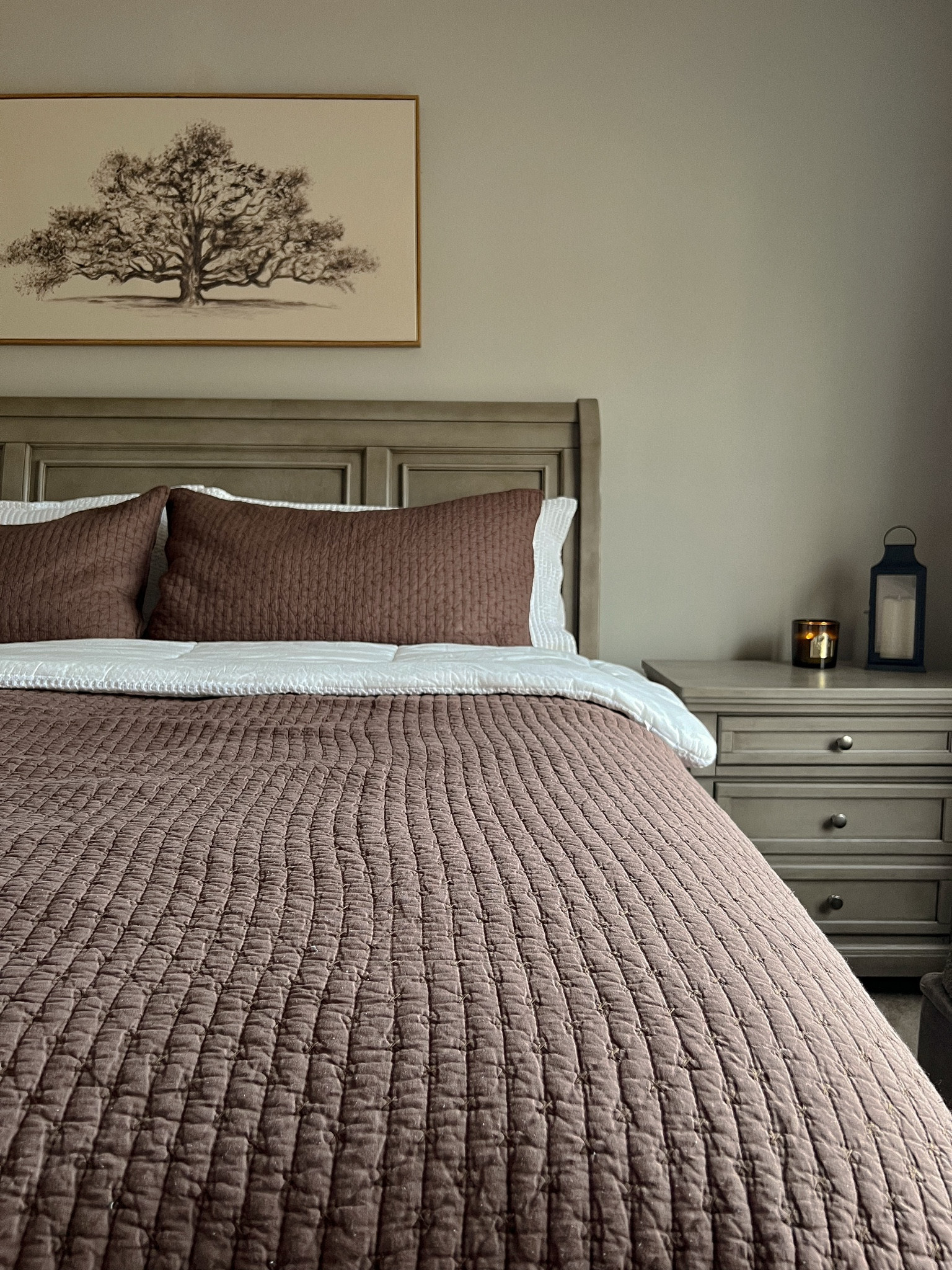 🤎

bedroom finds wall art bedding earthy decor