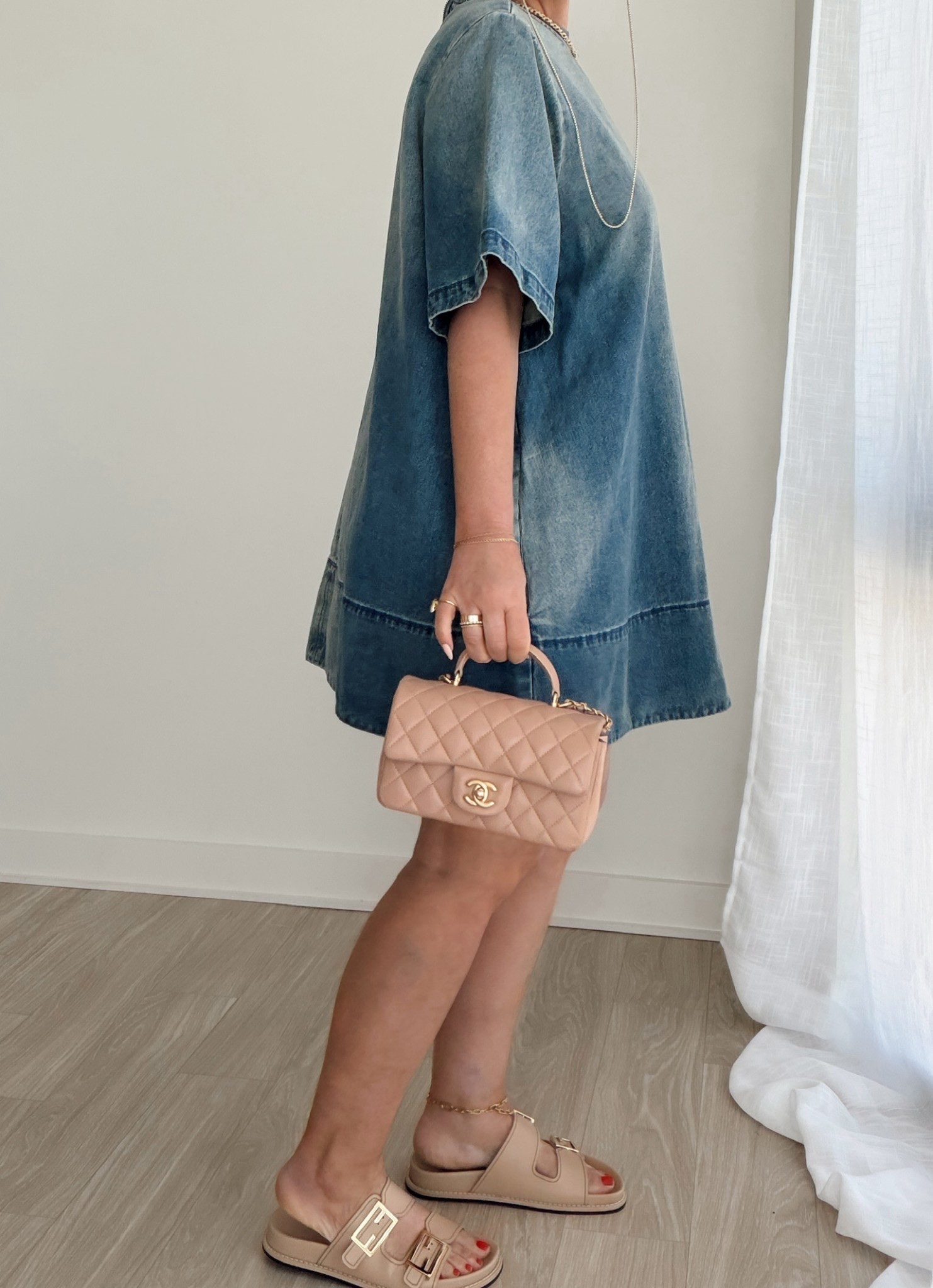Denim dress
Spring outfit 
Summer dress 

#LTKSeasonal #LTKootd #LTKdayinmylife