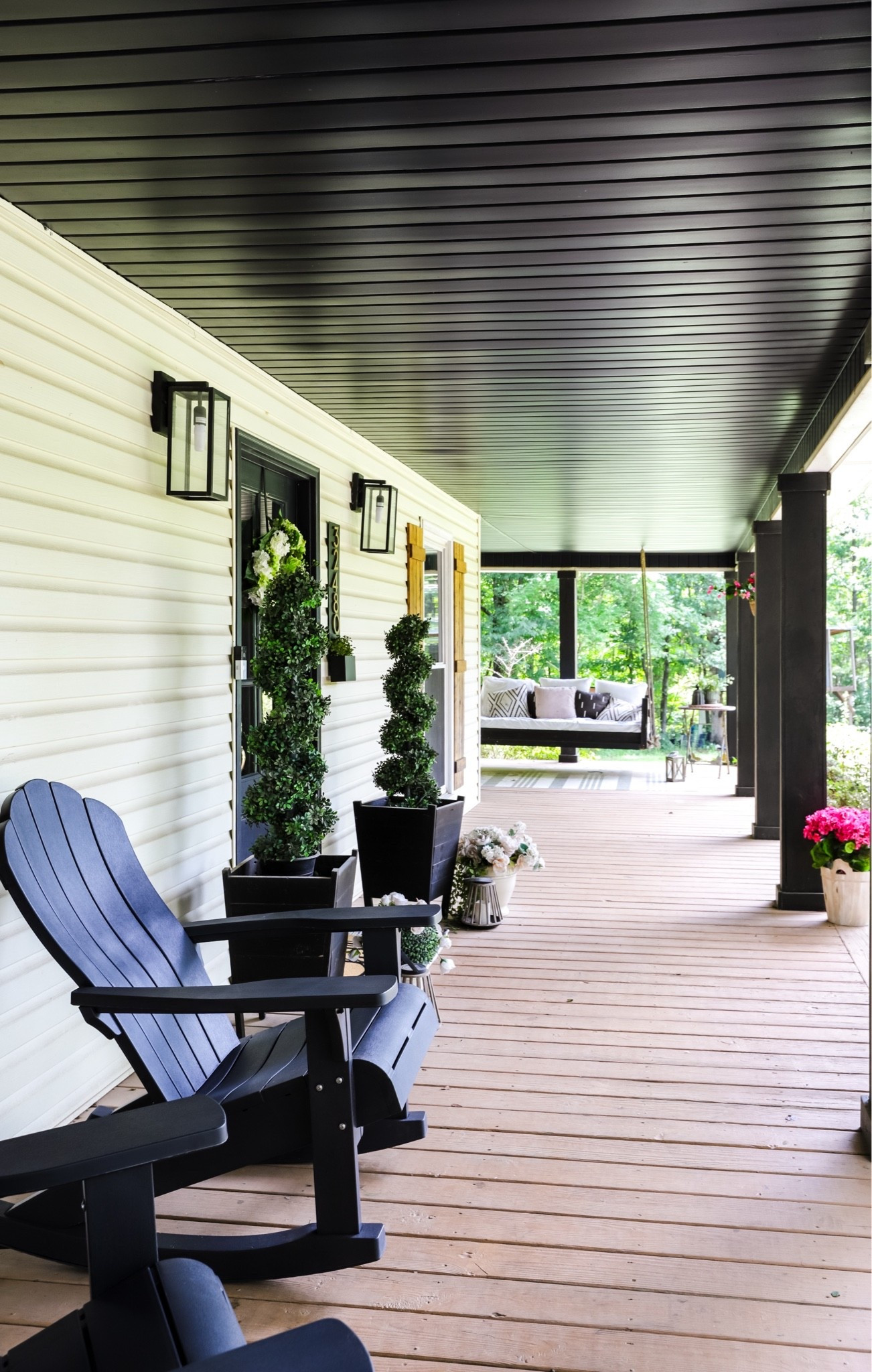 Front porch, decor, and furniture, finds plus faux flowers ￼

#LTKHome #LTKSeasonal #LTKSaleAlert