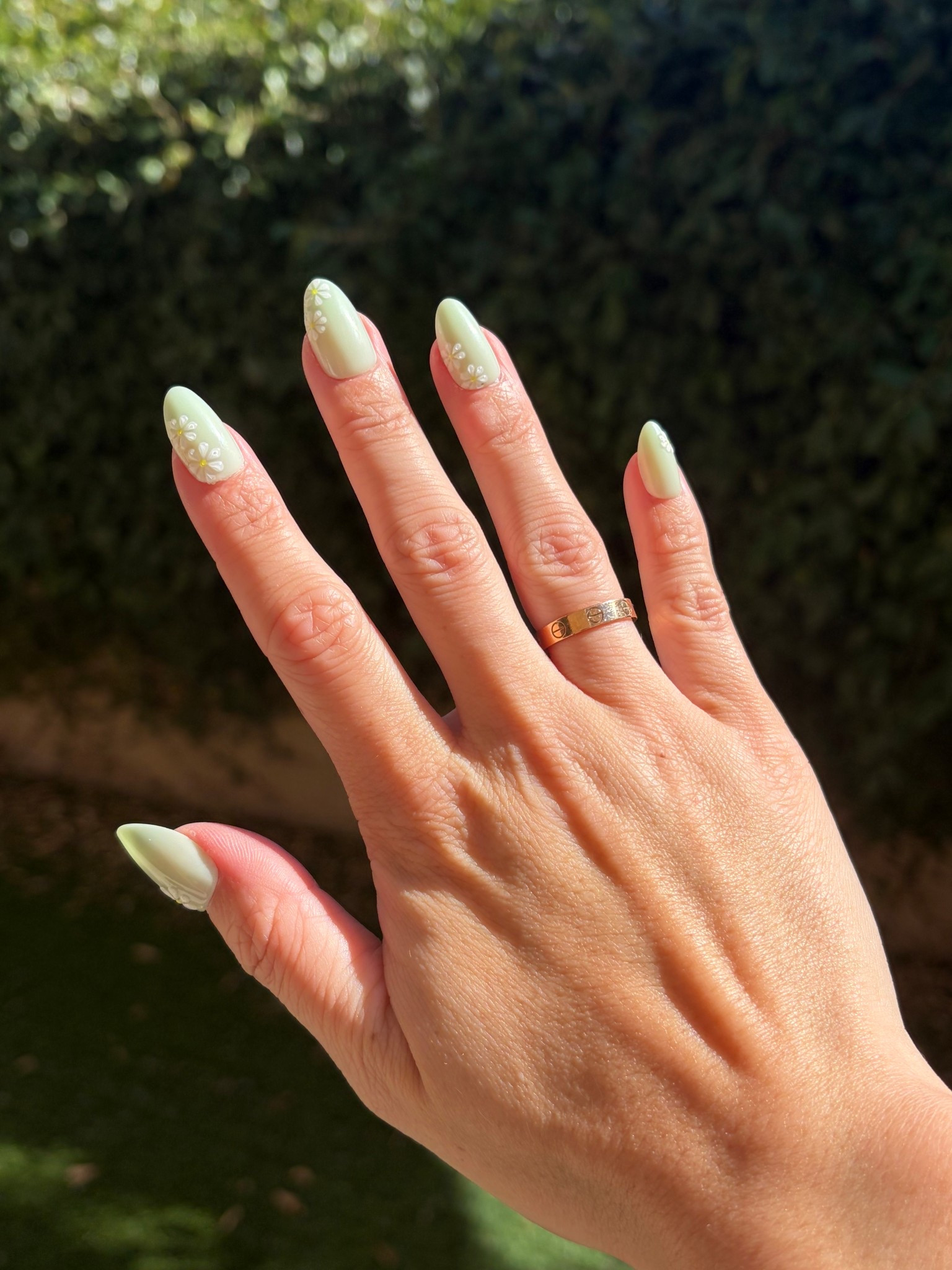 Spring nails 

#LTKBeauty #LTKselfcare #LTKSeasonal