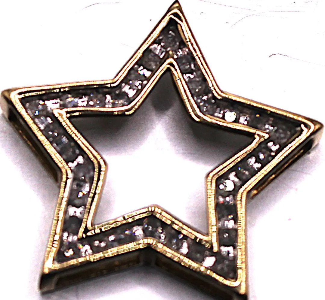 10k Yellow Gold Star With 30 Diamonds Necklace - Etsy | Etsy (US)
