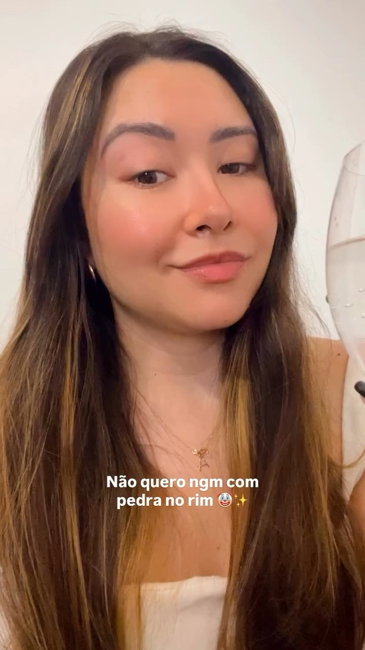 Bebam água! Não quero ninguém com pedra no rim ✨🤍 #pedranosrins #agua #bebamagua #saude #hidratacao

#LTKbrasil #LTKbeleza #LTKhome