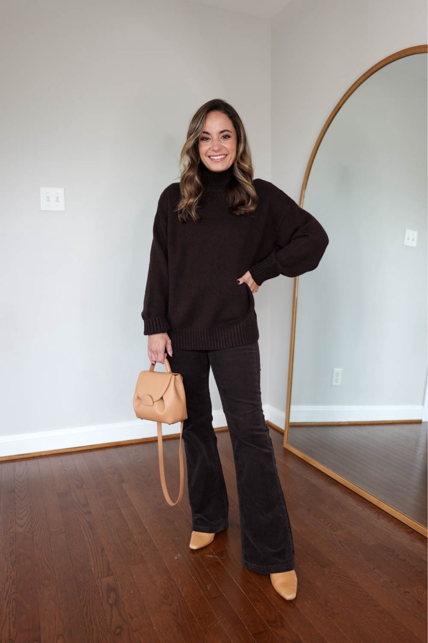Four petite-friendly fall outfits from @gap #ad 

Gap Fall Style Event, up to 50% off now through 9/29

Sizing: 
Flare Pants: Petite 24 - tts, 30” inseam in petite I’m wearing a 2” heel with the outfit. Pants stretch out some with wear.
Brown Sweater: Petite XS - tts, oversized fit, but well-proportioned

#howyouweargap


#LTKSeasonal