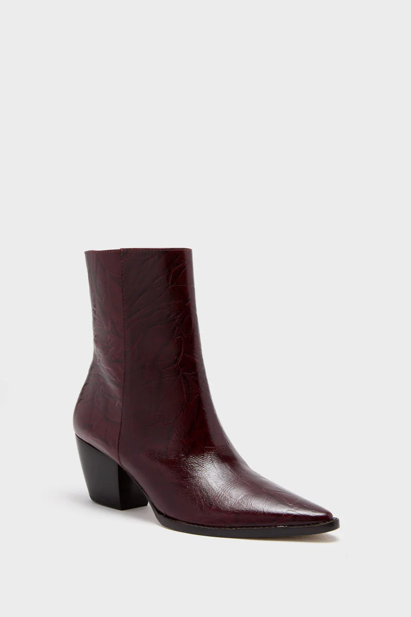 Burgundy Crinkle Caty Boots | Tuckernuck (US)