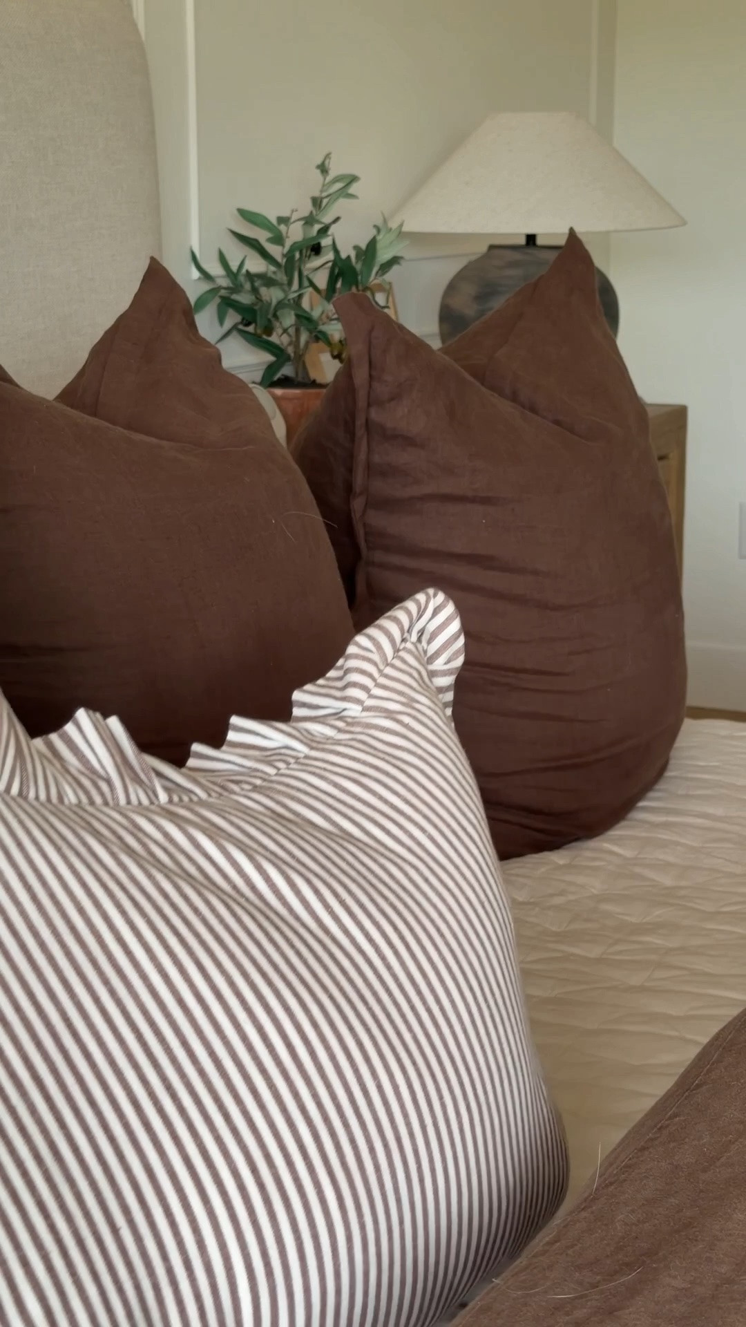 my brown/white striped lumbar pillow is currently on sale! 😍

#LTKsale #LTKfall #LTKhome