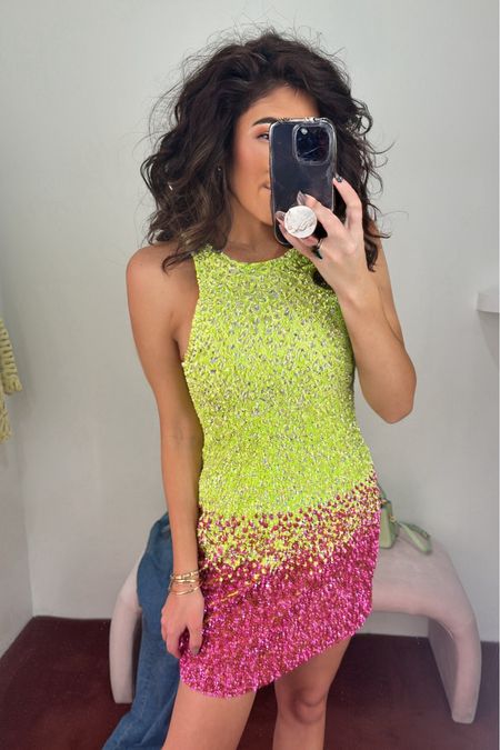 Love the bright colors! 🩷
Perfect for a cocktail party, summer concert, resort vacation, it’s sexy and fun
Wearing a size US 4 for reference
#summerdress #summerconcert #vacationstyle 

#LTKSeasonal