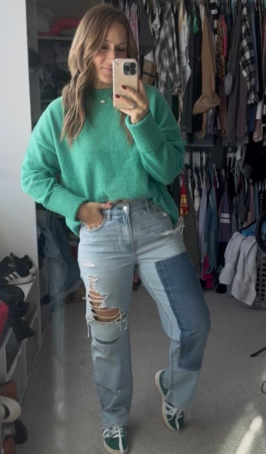 Ladies….the quality of this sweater is SO good! Thick, cozy, and I love the detail on the cuff of the sleeve! These jeans are a little out of my comfort zone but I adore them! Love the patching, distress, etc! And they’re on sale! 

#LTKSaleAlert