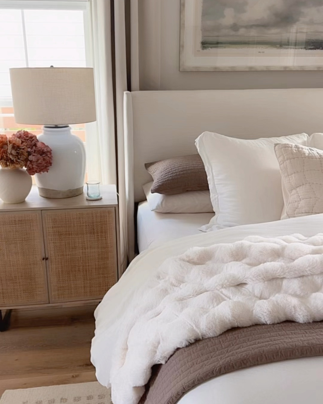 Bed layers that good anytime of the year #bed #bedding #quilt #furthrow #conforter #amazon 

#LTKSeasonal #LTKValentine #LTKHome