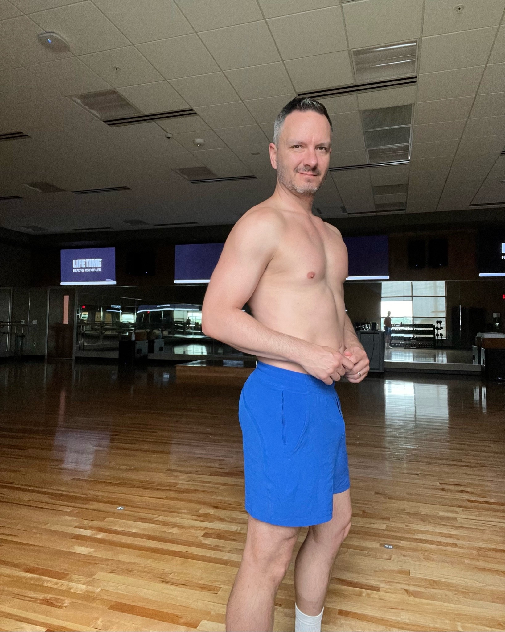 Feeling anything but blue. Glad to get back into routine after a week of travel!

#LTKMens #LTKActive #LTKootd