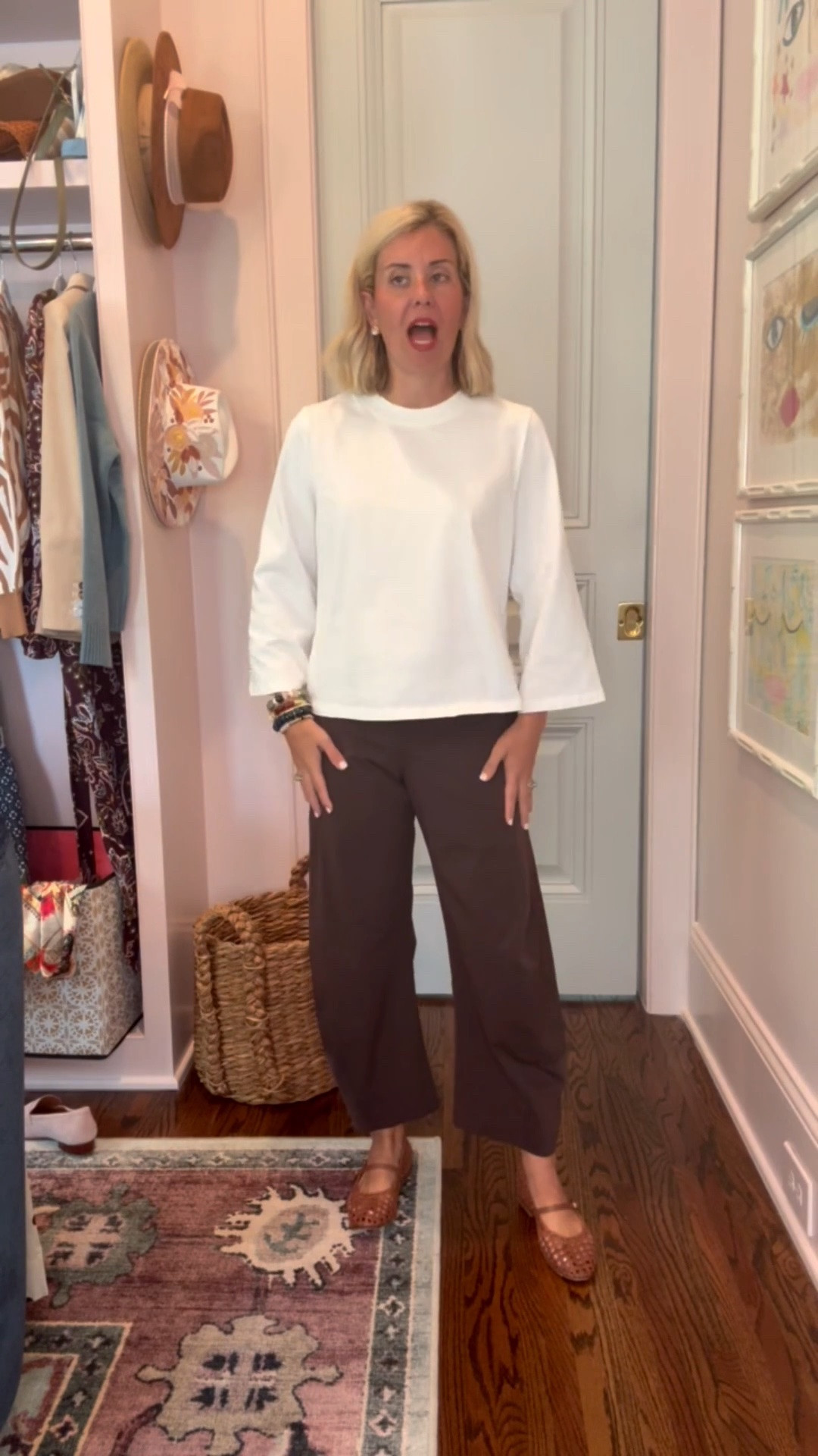 The hype is real and I get it with the Ruti pants! I will be living in these pants! 

Top - xs
Pants - 4P
Mary Jane’s - 7.5 (1/2 size down) 

Code Catherine20 at Allie + Bess

#LTKdayinmylife #LTKgrwm #LTKootd