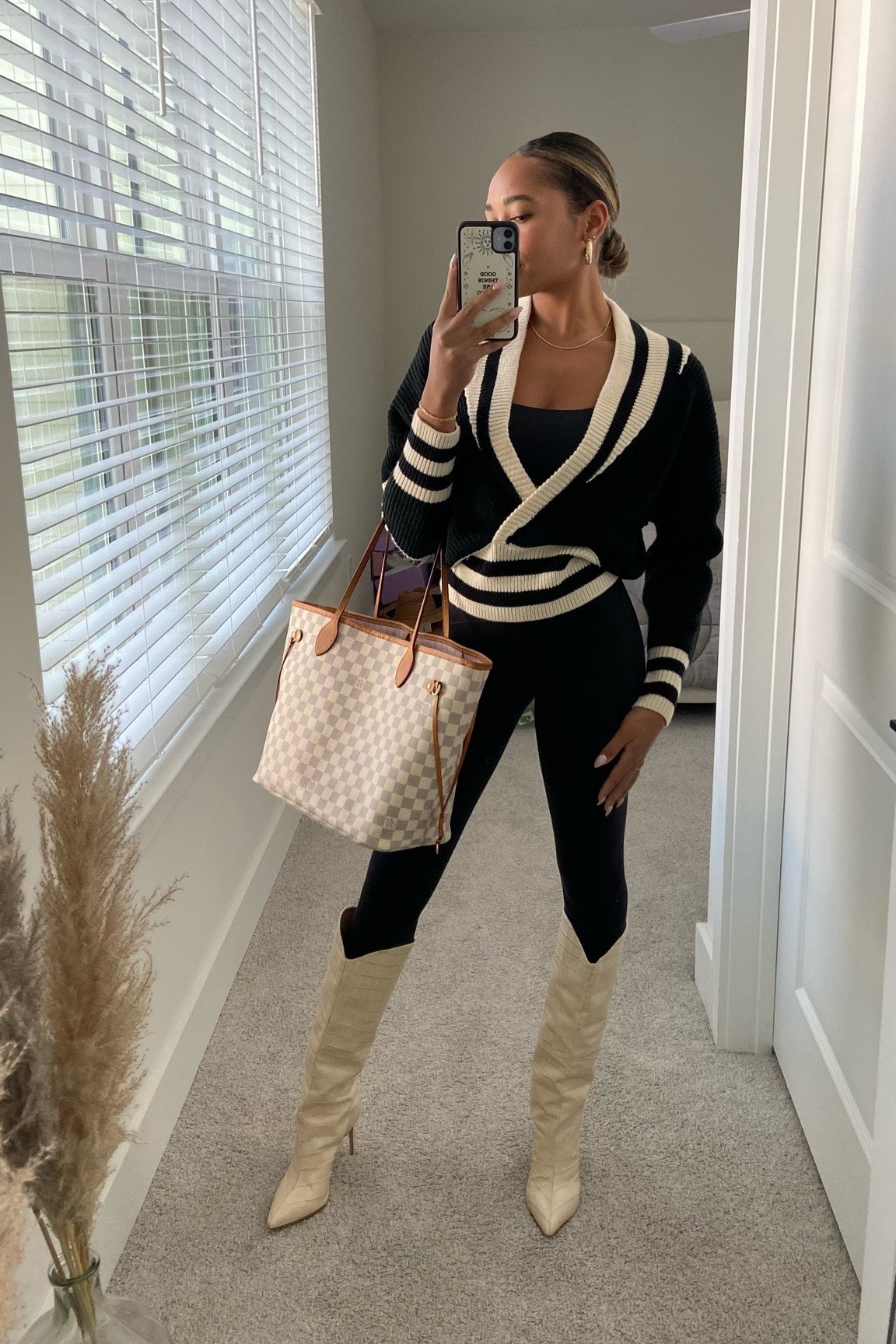 classic, staple chic look. I ordered a size xsmall in this and it’s the perfect oversized yet sleek look. All good staples for fall wardrobe. 

#LTKSeasonal #LTKstyletip #LTKHoliday