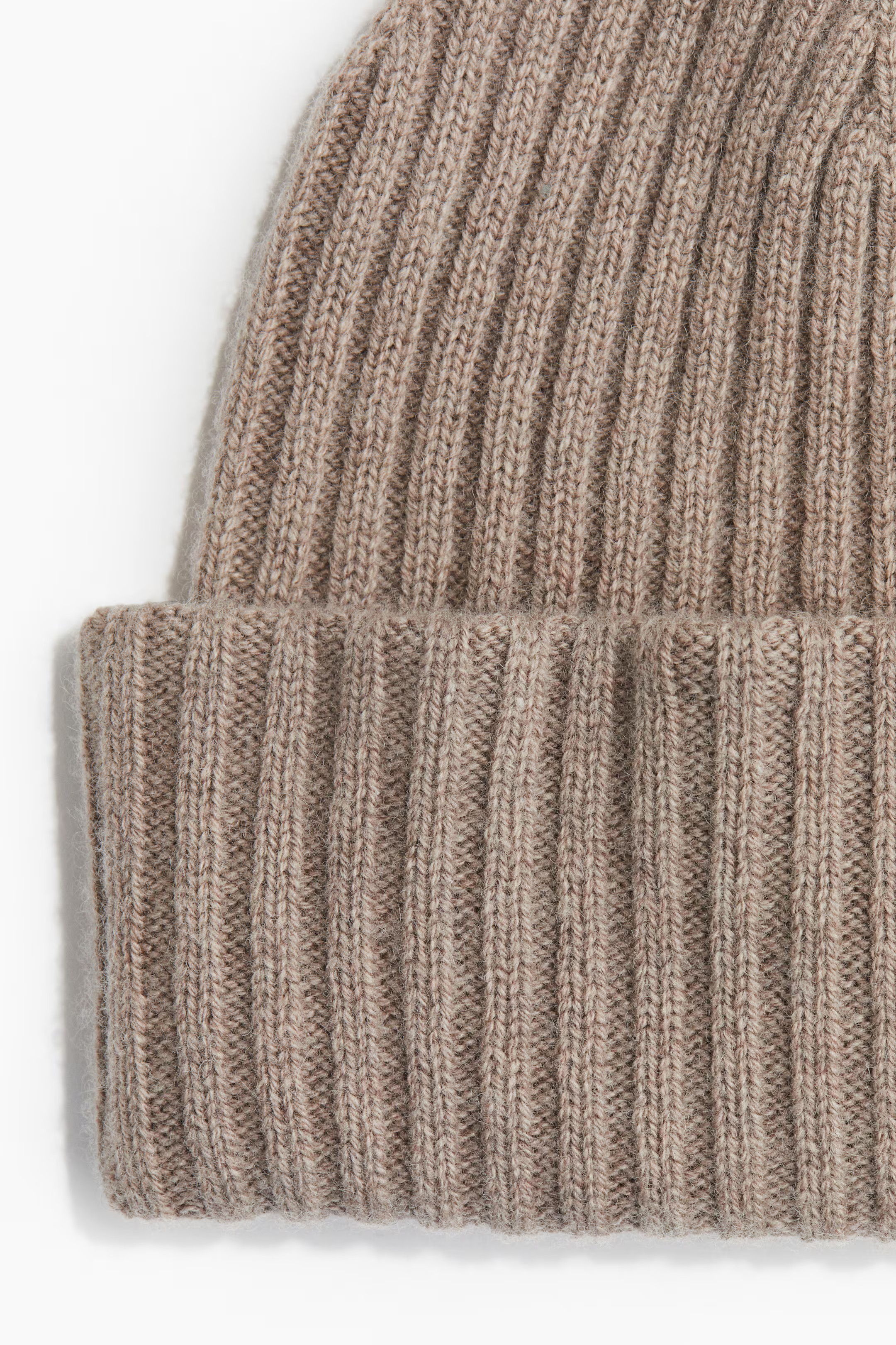 Cashmere-blend beanie | H&M (UK, MY, IN, SG, PH, TW, HK)