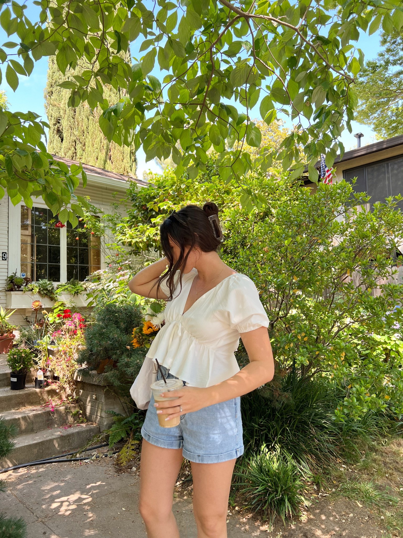 Summer outfits, summer ootd, Abercrombie outfit, Abercrombie shorts, summer shorts

#LTKStyleTip #LTKSeasonal #LTKFindsUnder50