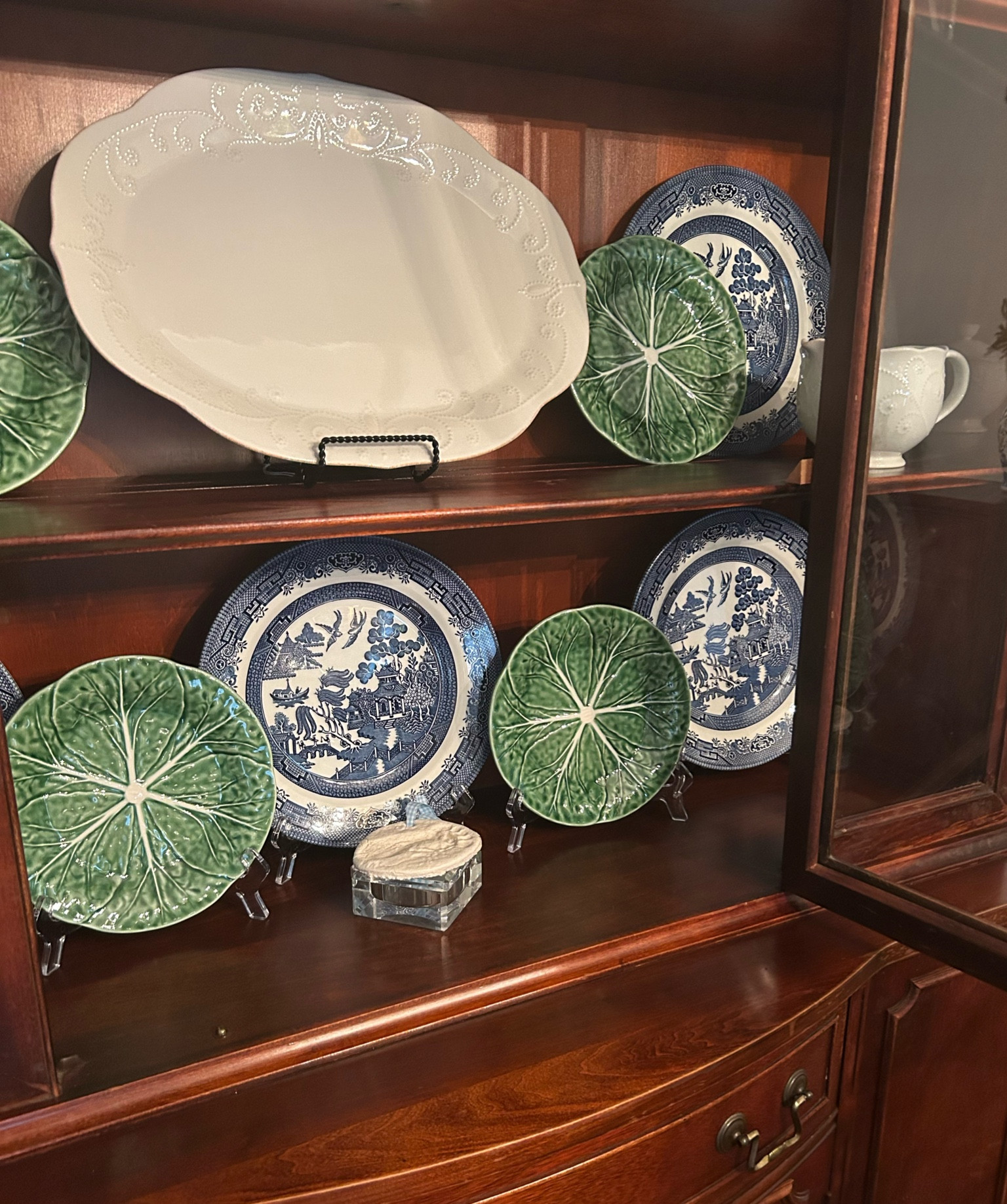 Cabbage ware on a budget? Yes please! I love mixing and matching dishes 😍

#LTKFindsUnder50 #LTKHome #LTKStyleTip