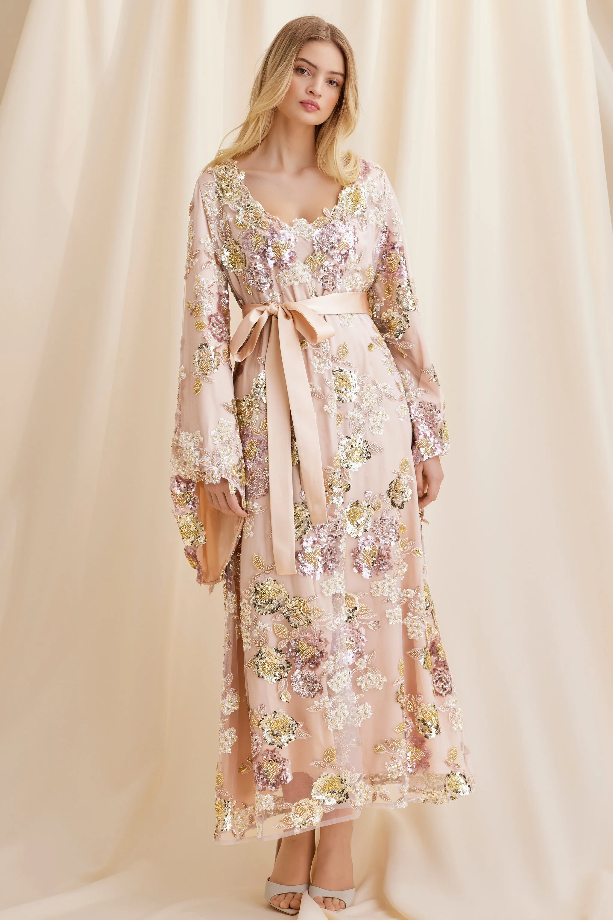 ETERNAL BLOOM ROBE | Scarlett Gasque (US)