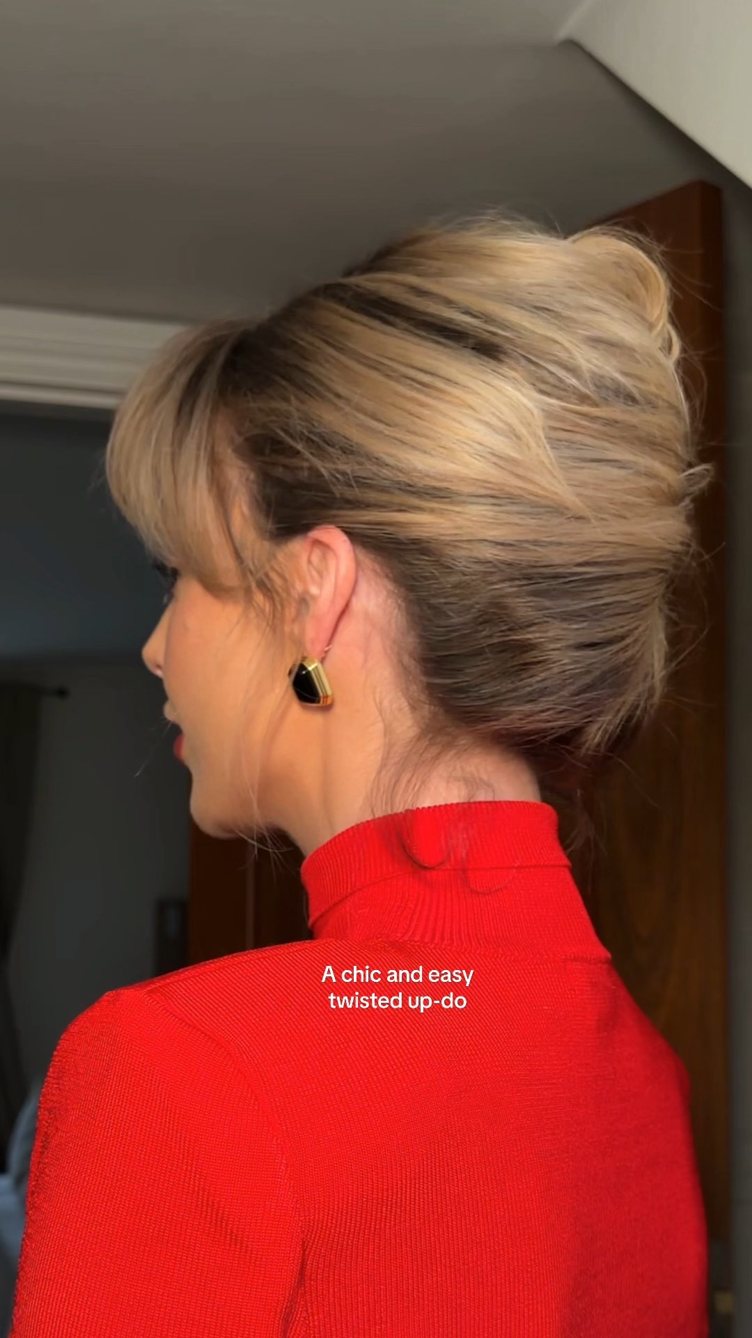 A chic and easy twisted updo with French combs 