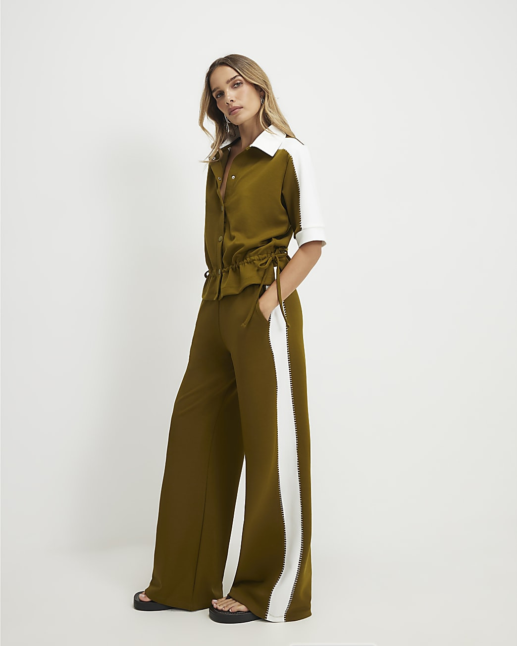 Khaki Premium Blocked Wide Leg Trousers | River Island UK & IE